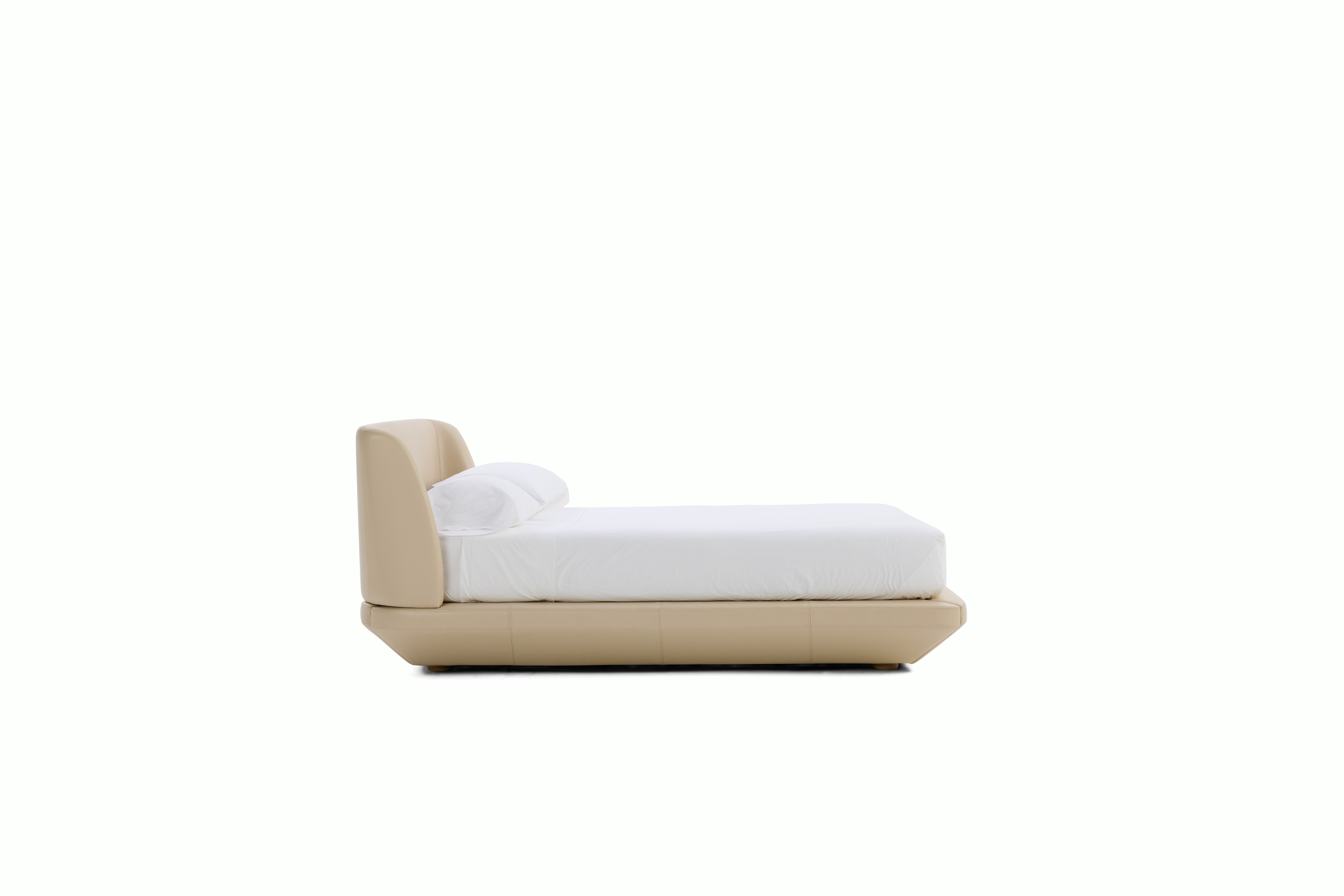Galera Bed - Queen, Cream Leather