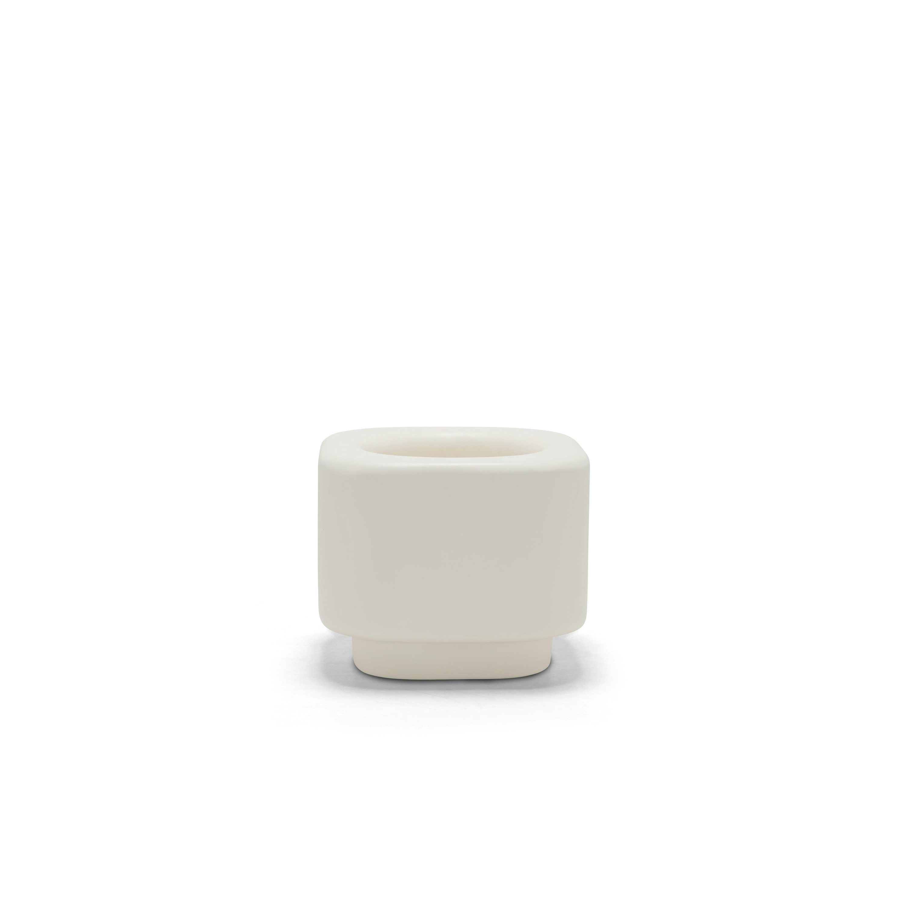 A Khouie Planter in white viewed from the front.