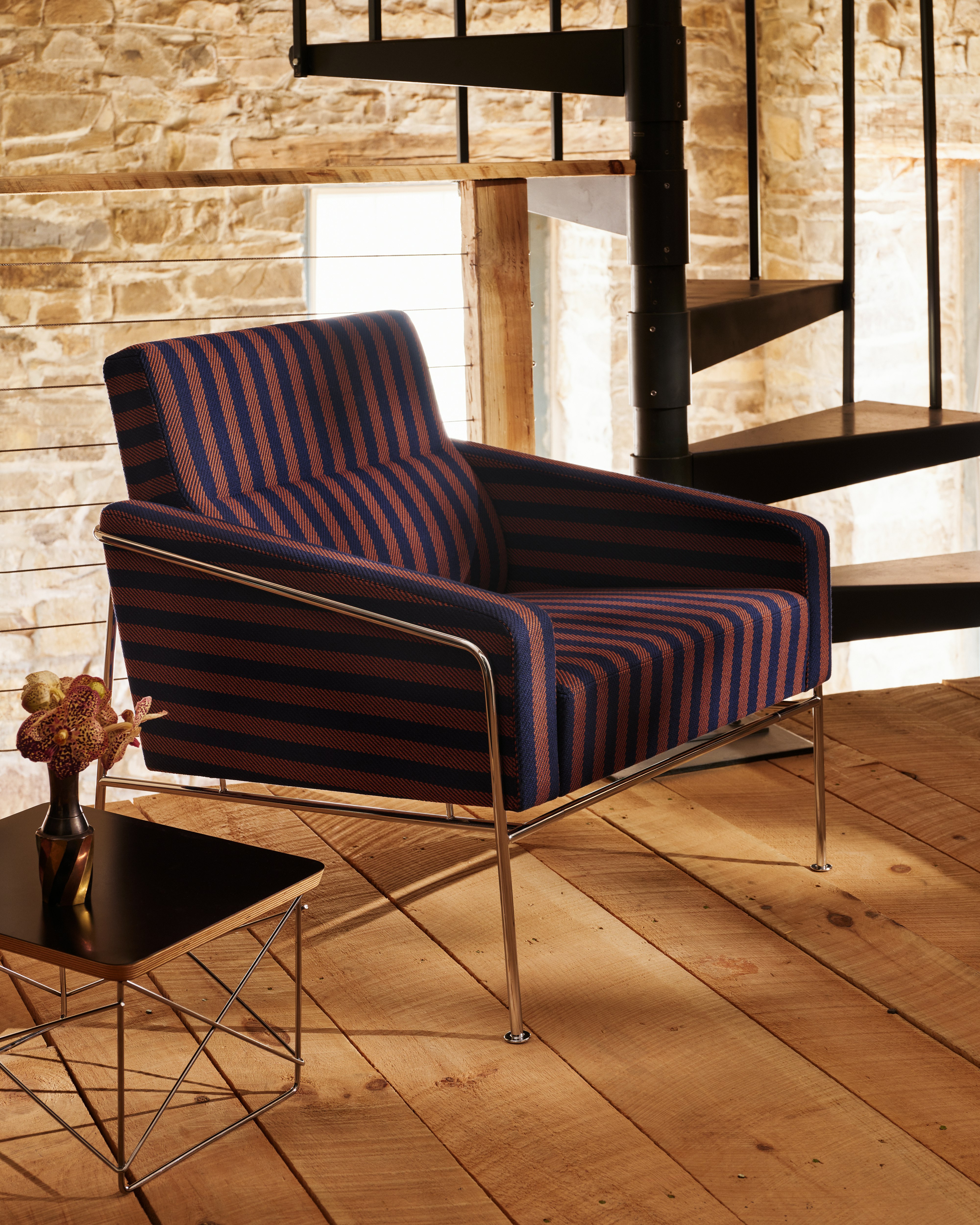 Series 3300 Armchair
