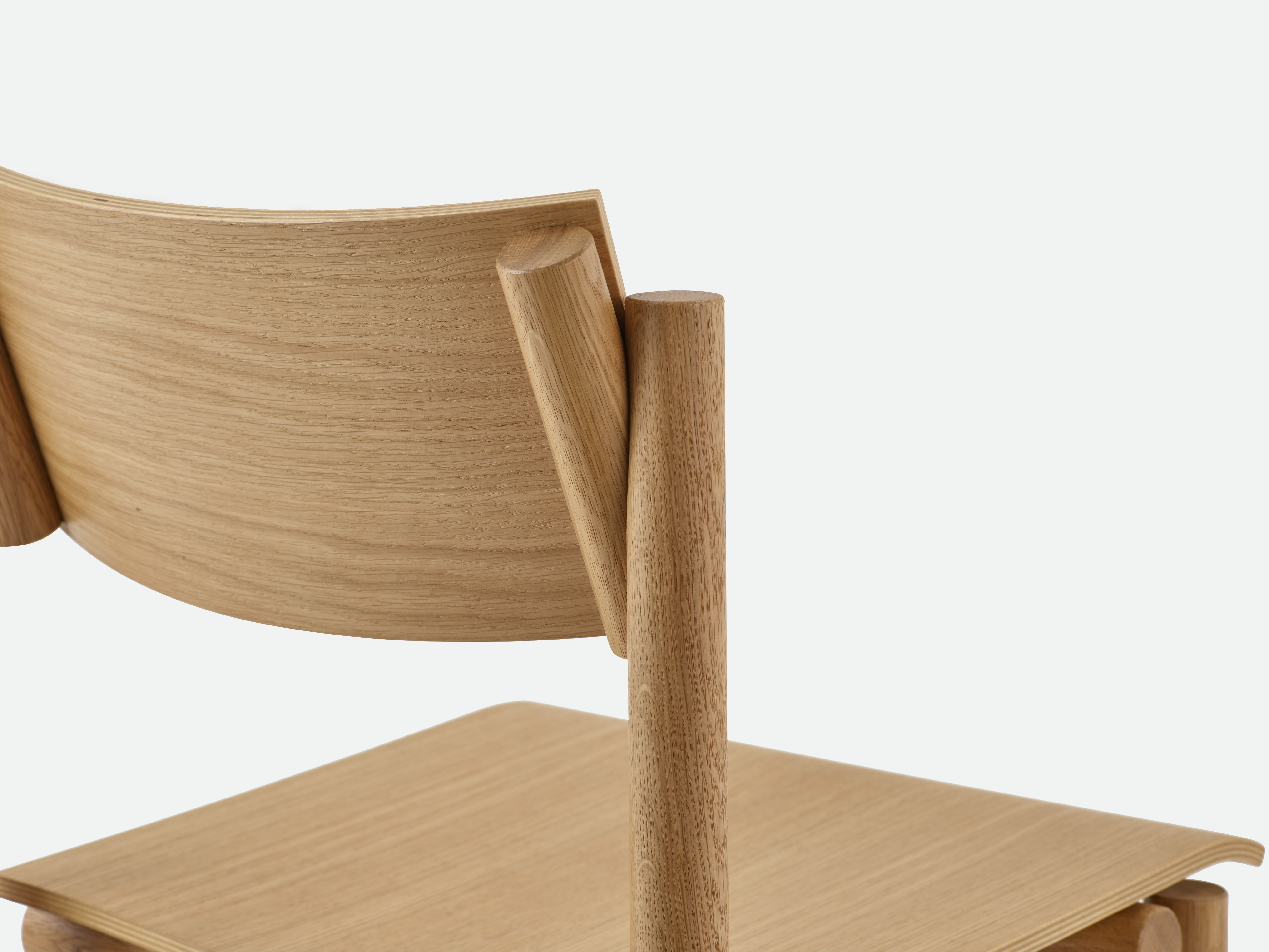 Muecke Side Chair - oak