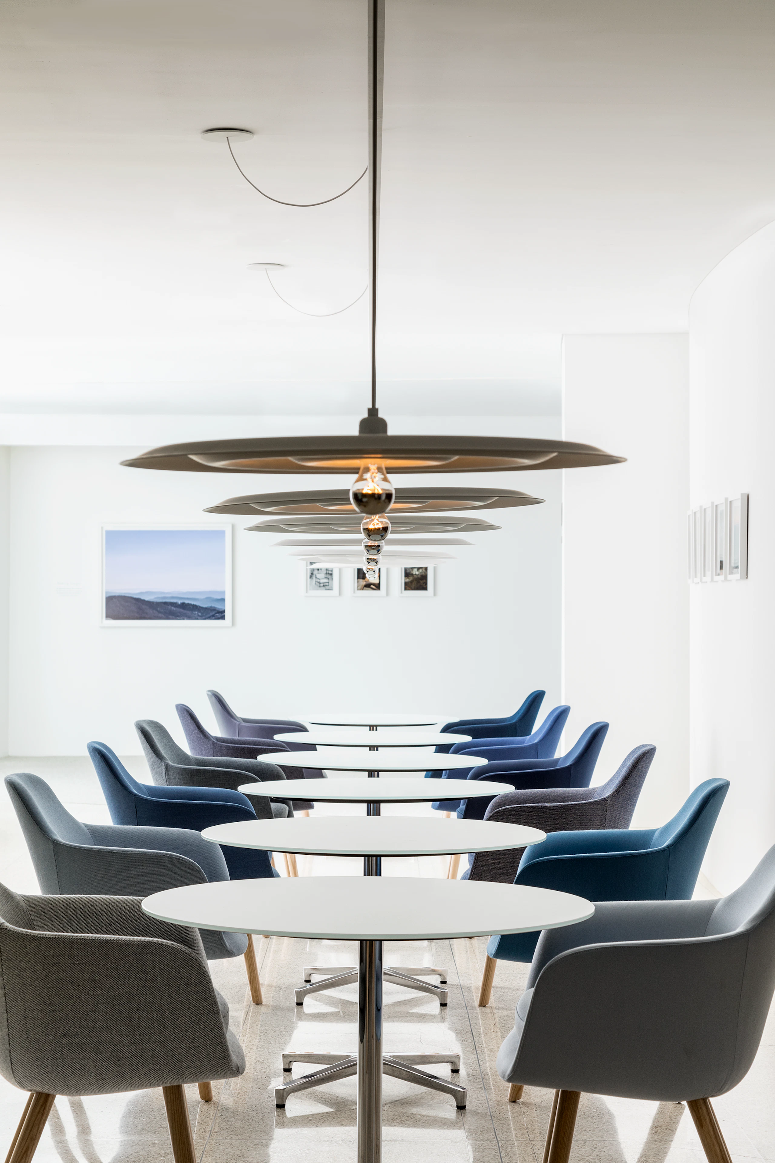 Saiba Side Chair