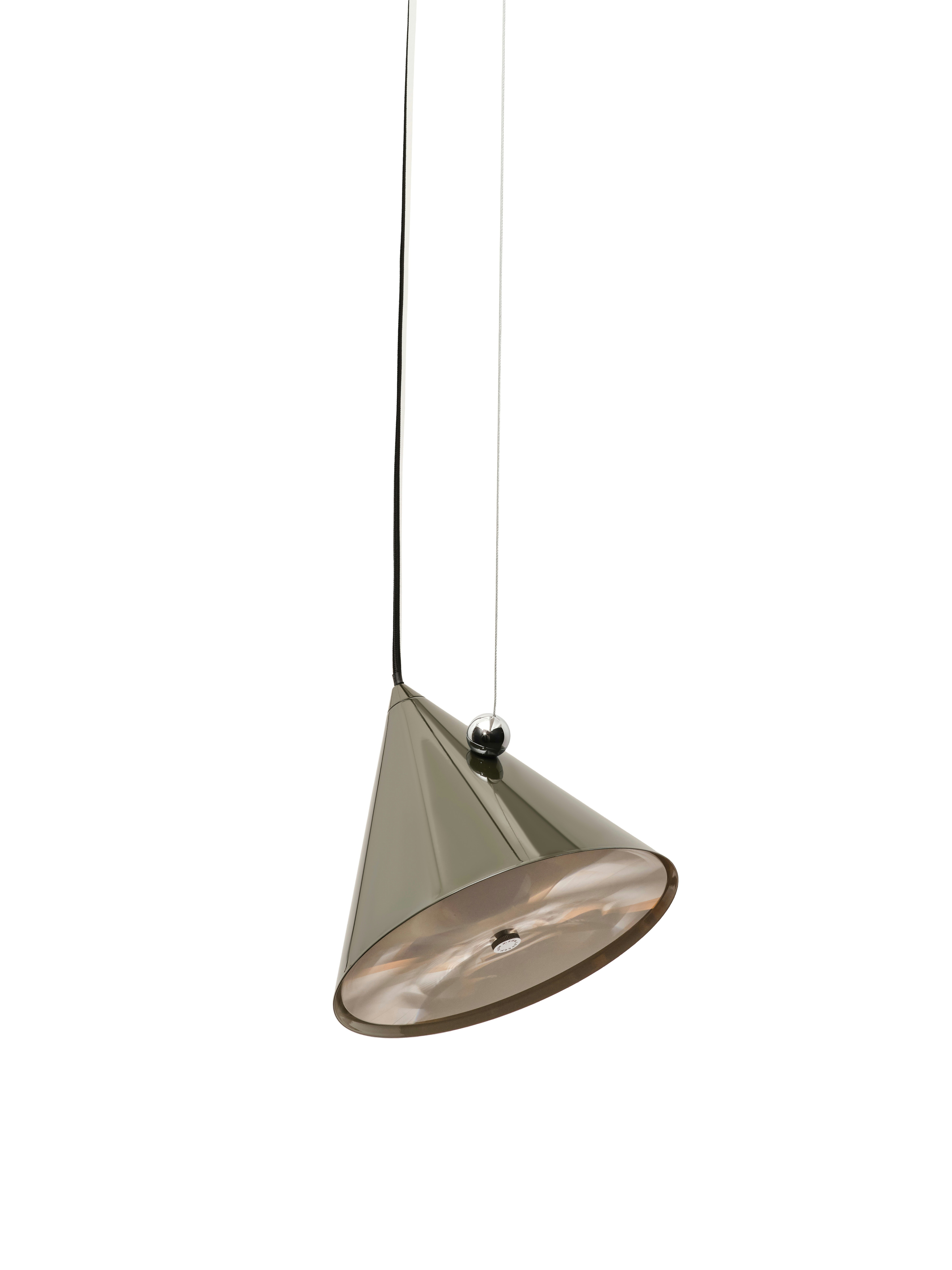 A Pose Pendant in Kelp viewed from an angle.