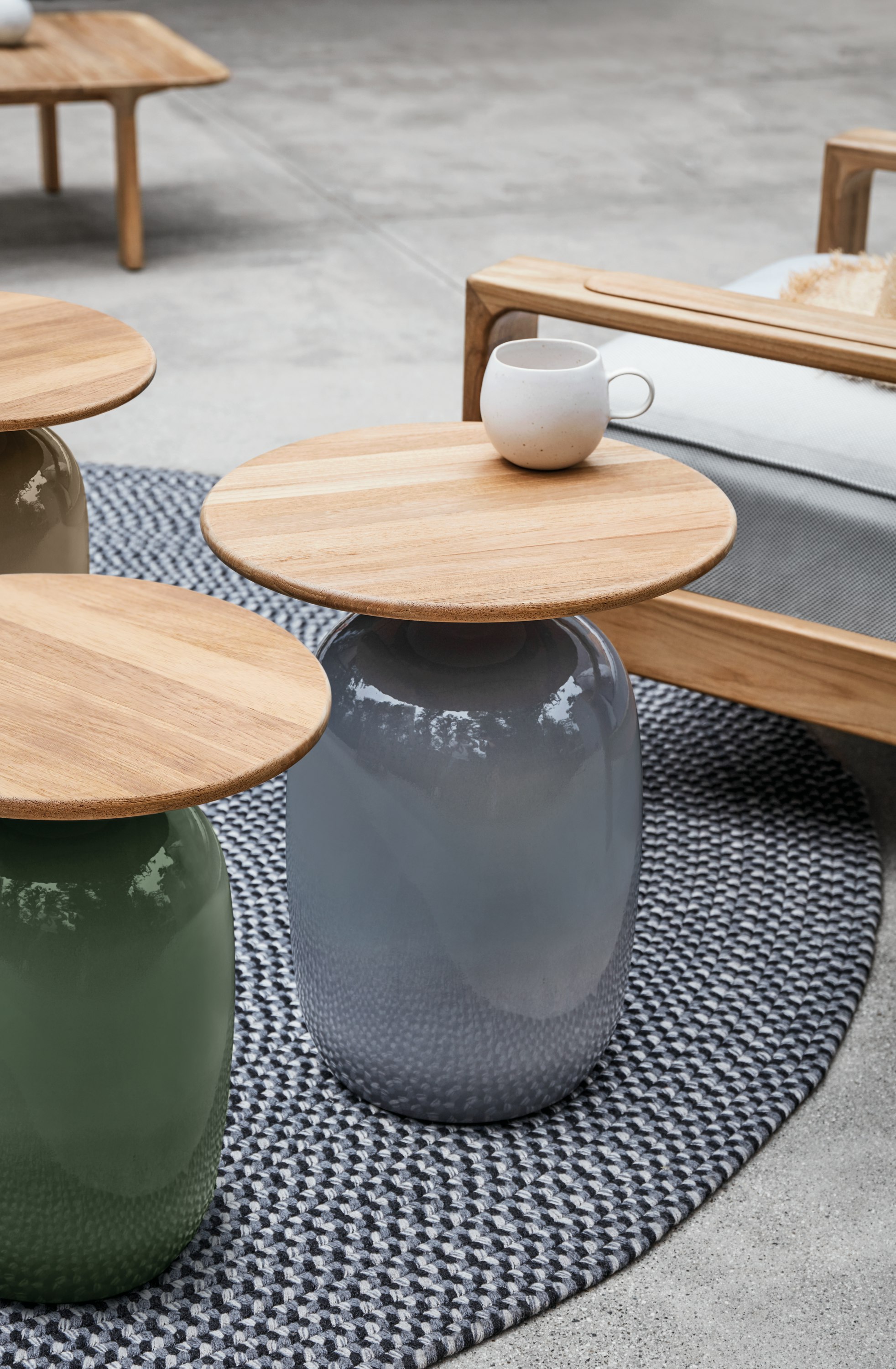 Blow Side Table