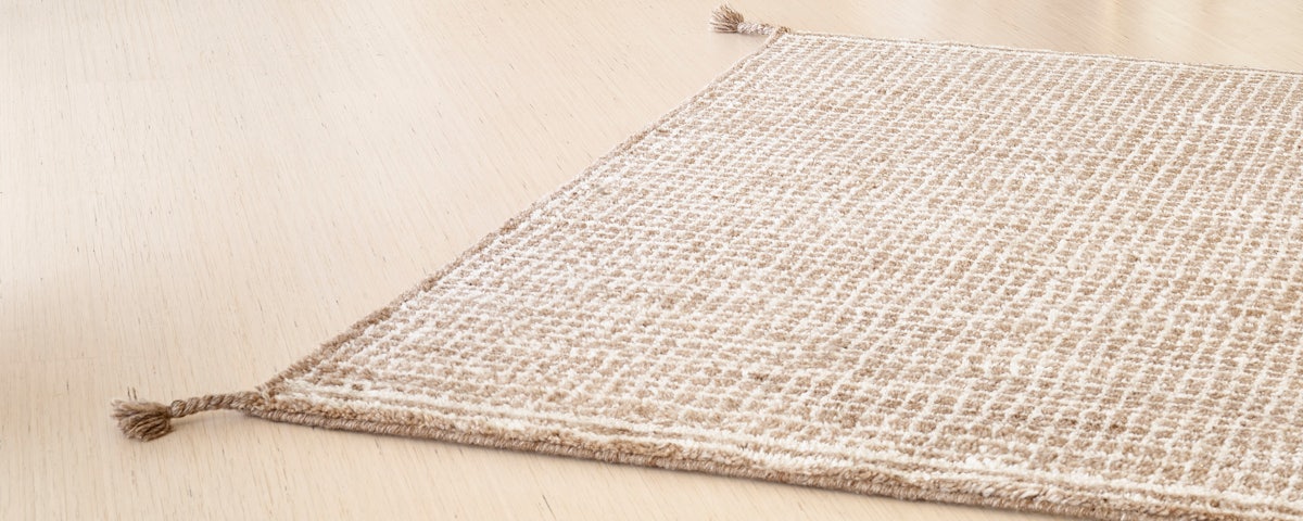 Grid Handknotted Wool Rug closeup image