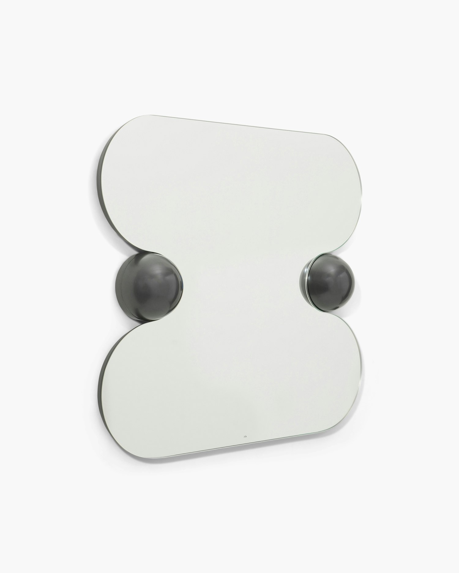 Squeeze Mirror – Design Within Reach