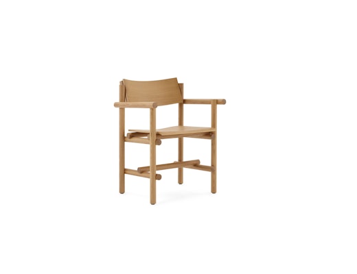Muecke Armchair in Oak Muecke Armchair