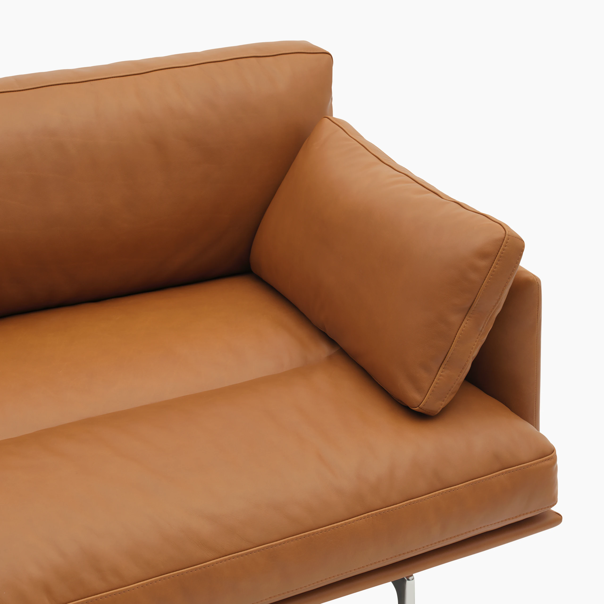 Detailed Shot of Outline Soft 3-seater in Refine Leather Cognac