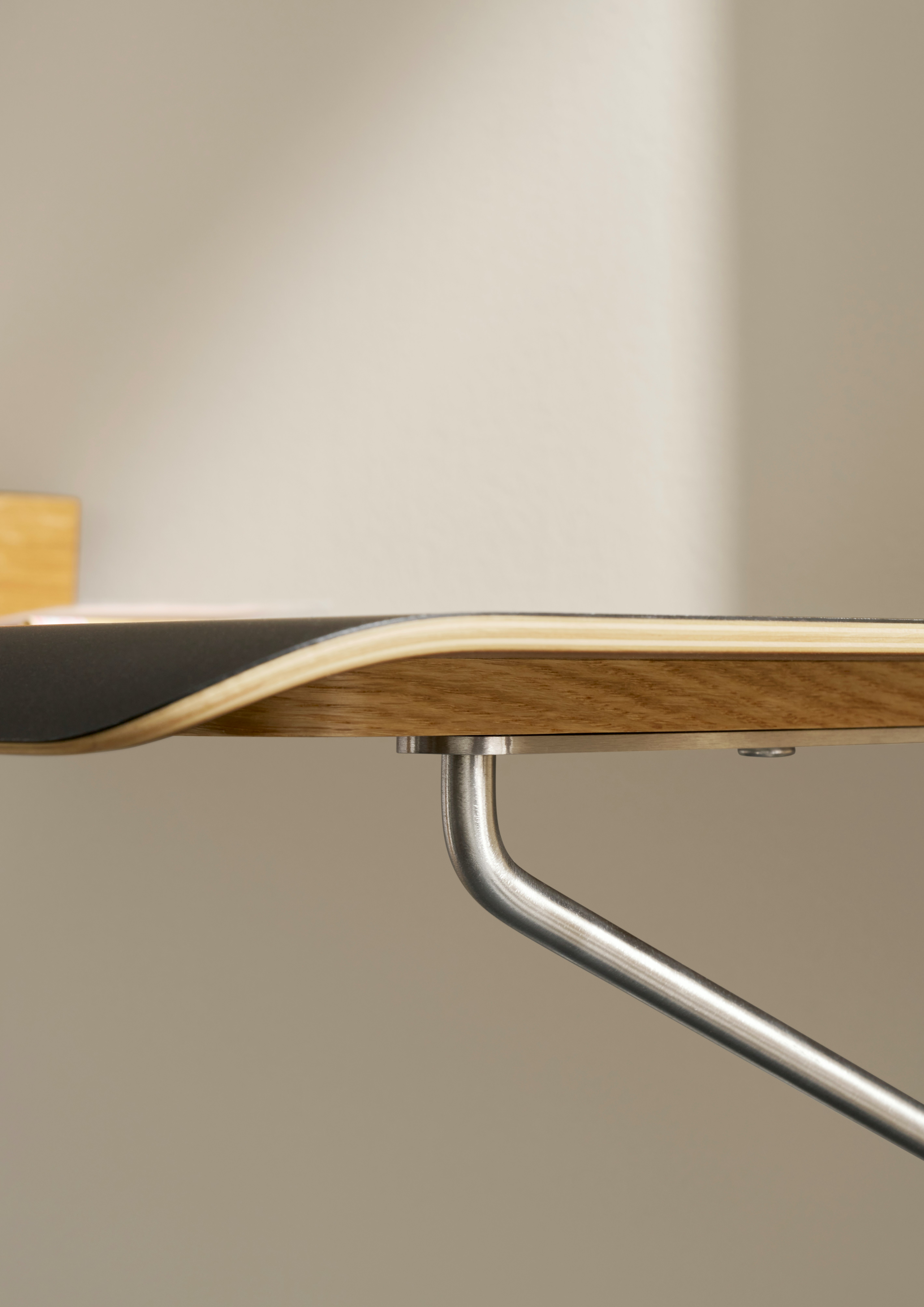 AB109 Wall Desk