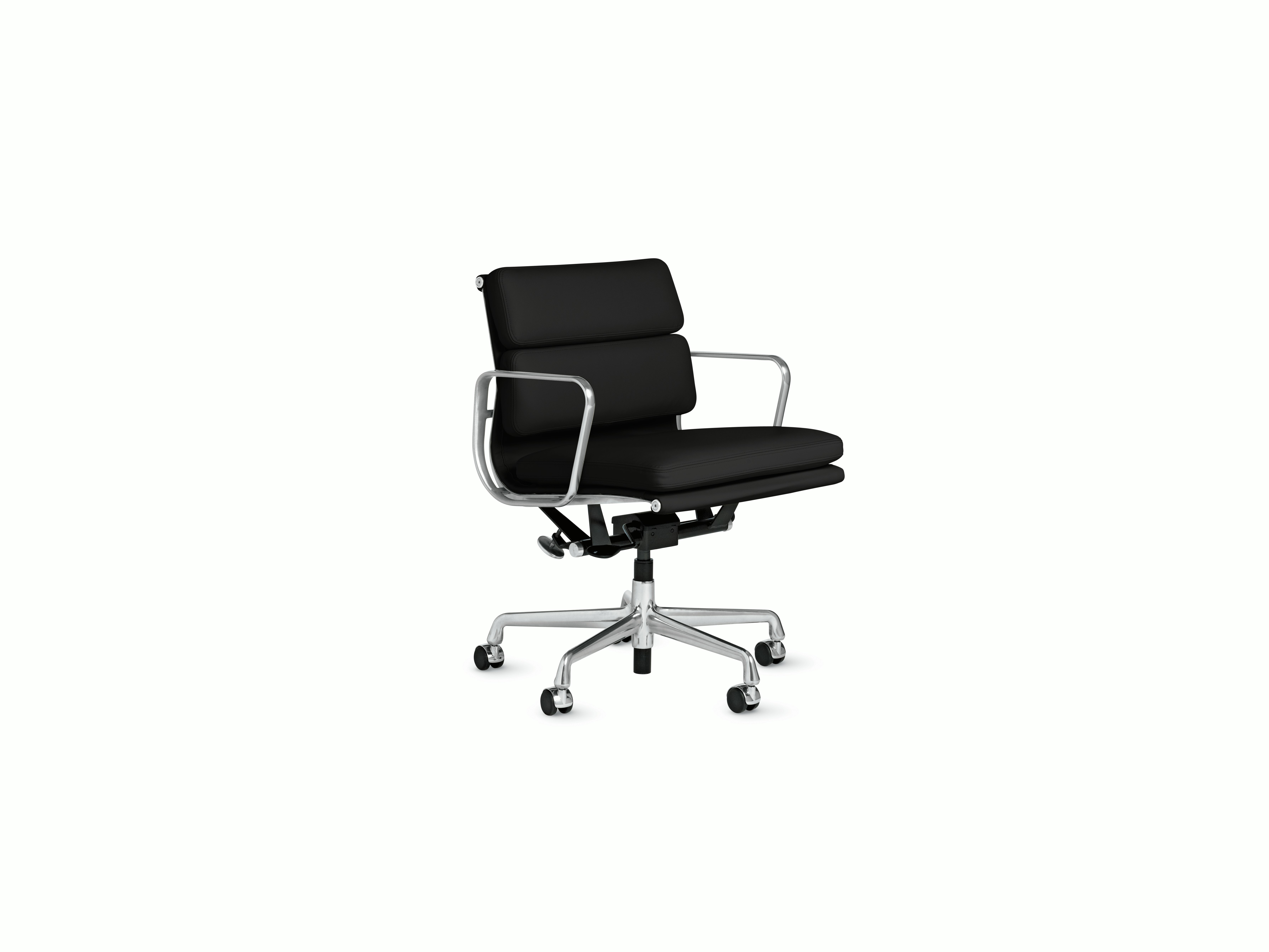 Eames Soft Pad Chair