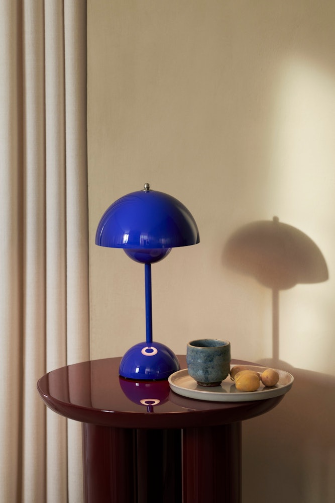 VP9 Flowerpot Portable Lamp