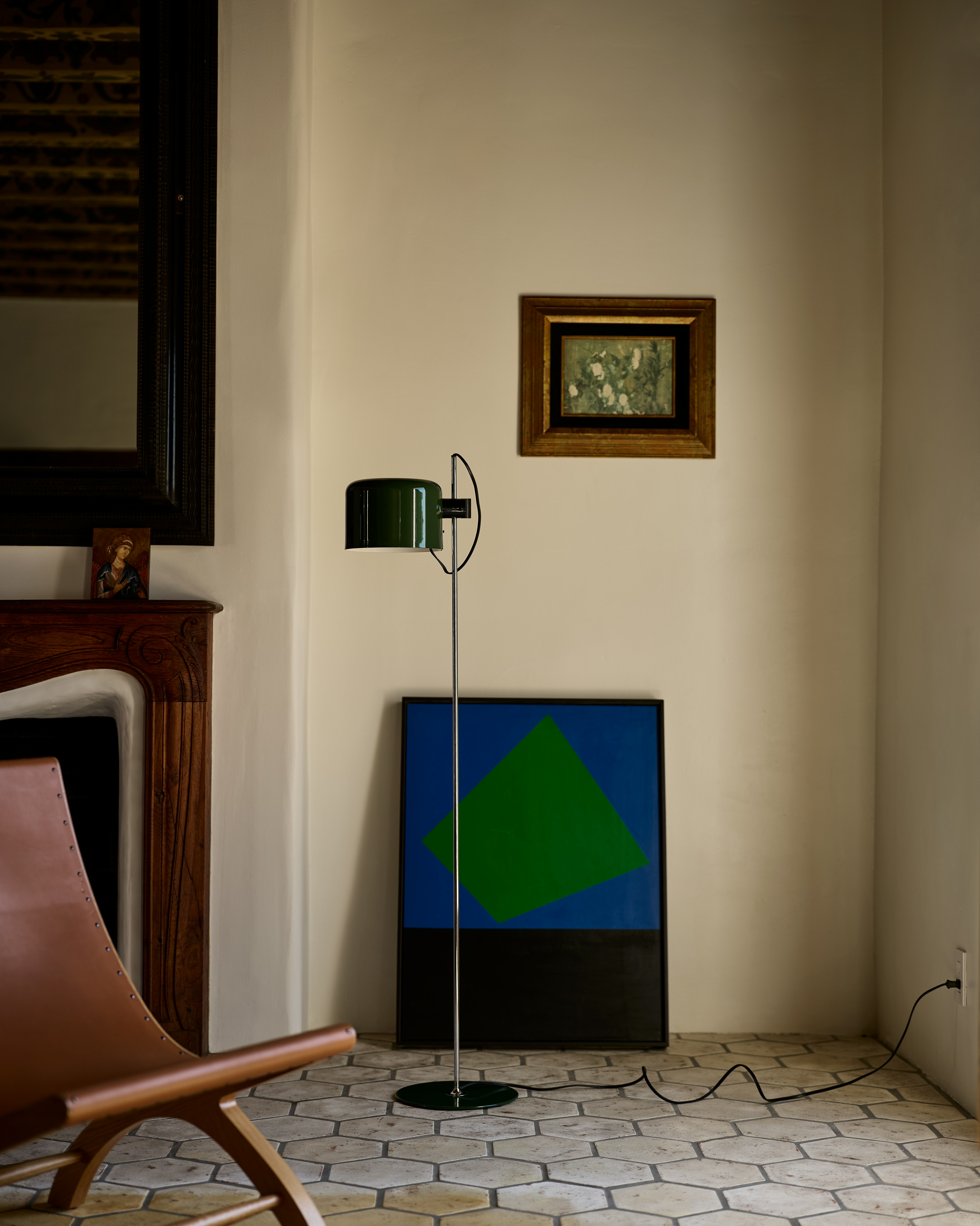 Coup&eacute; Floor Lamp