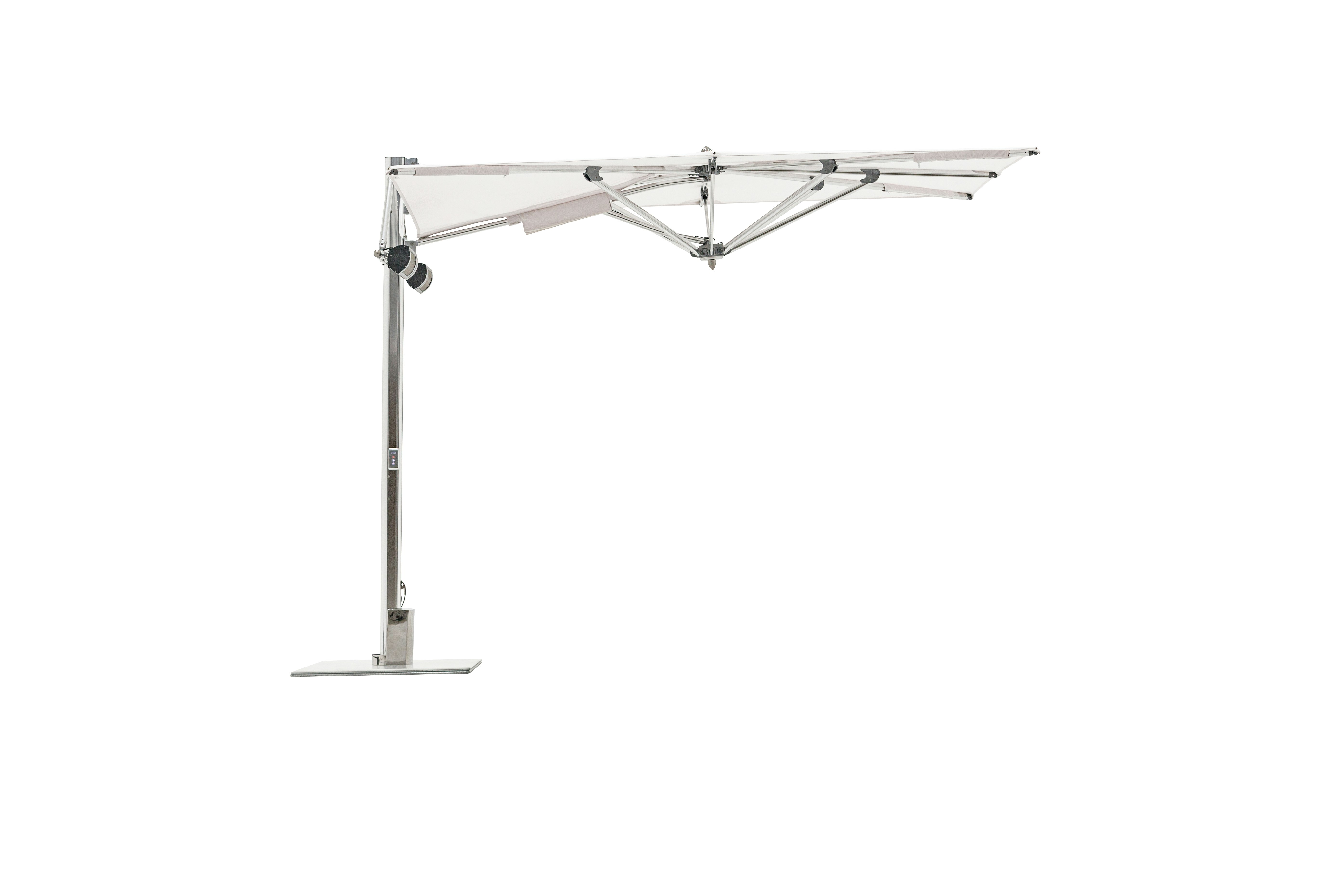 Tuuci Ocean Master Max Low-Profile Cantilever Umbrella w/Heating & Lighting