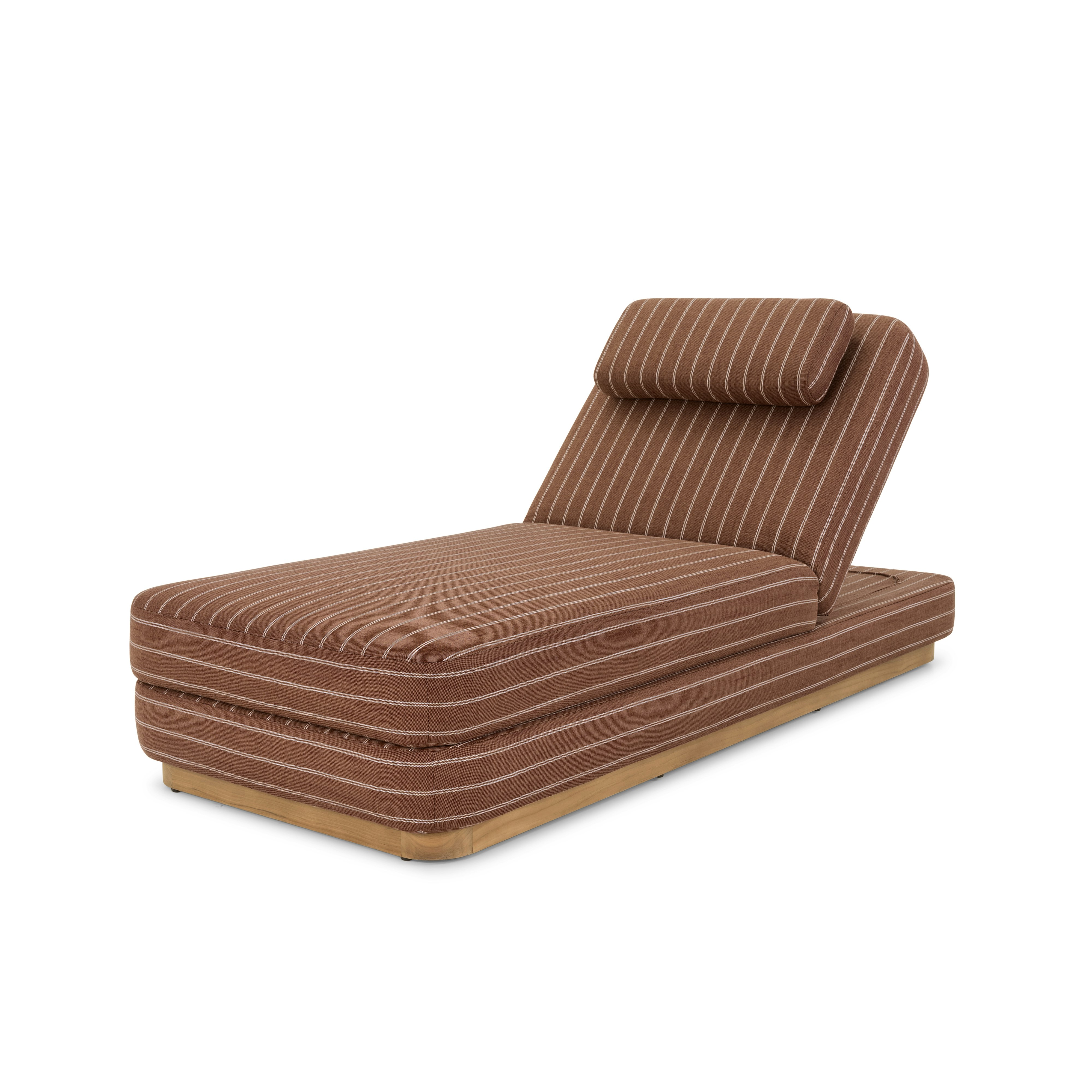 Stack Outdoor Chaise