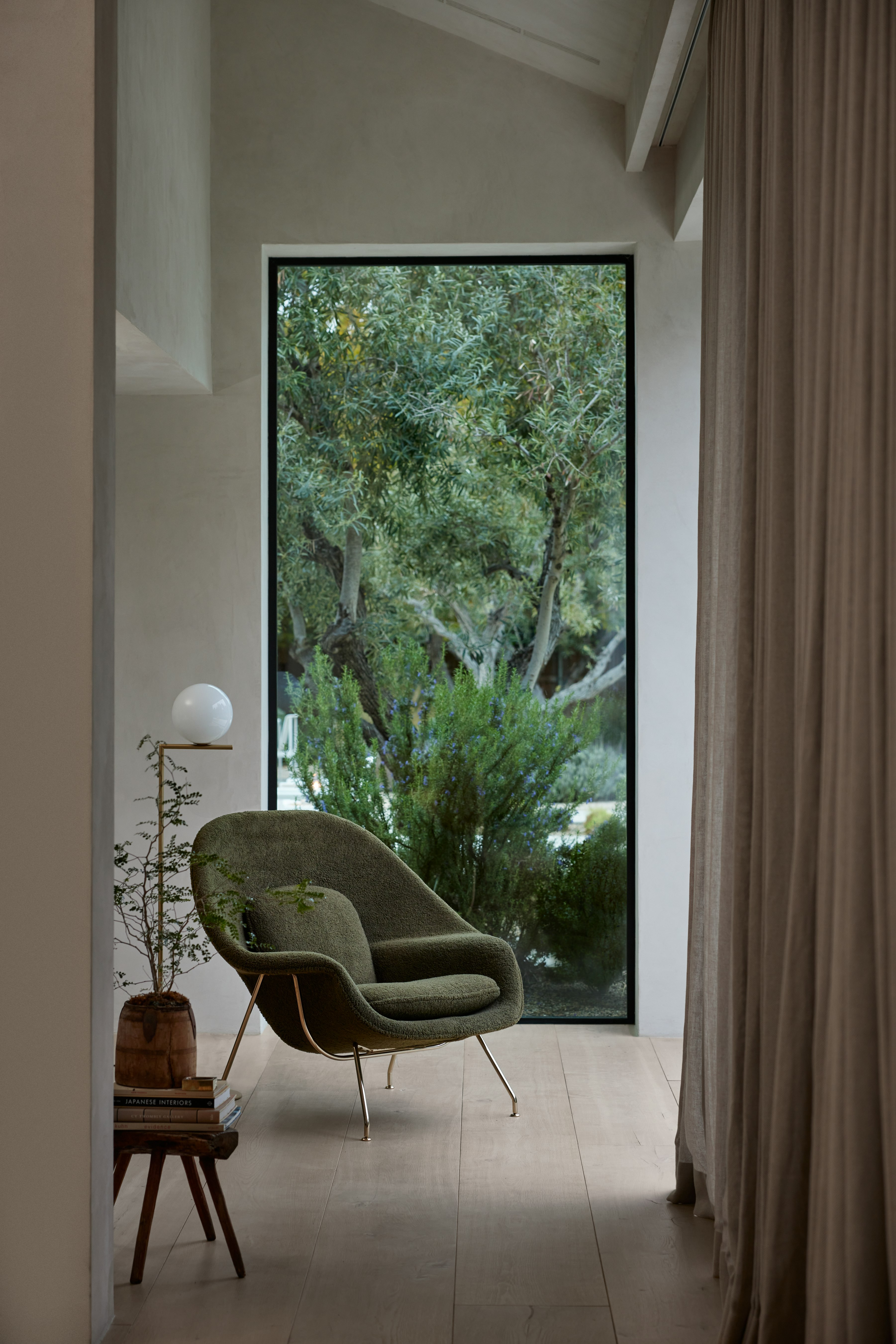 Womb Chair and Ottoman