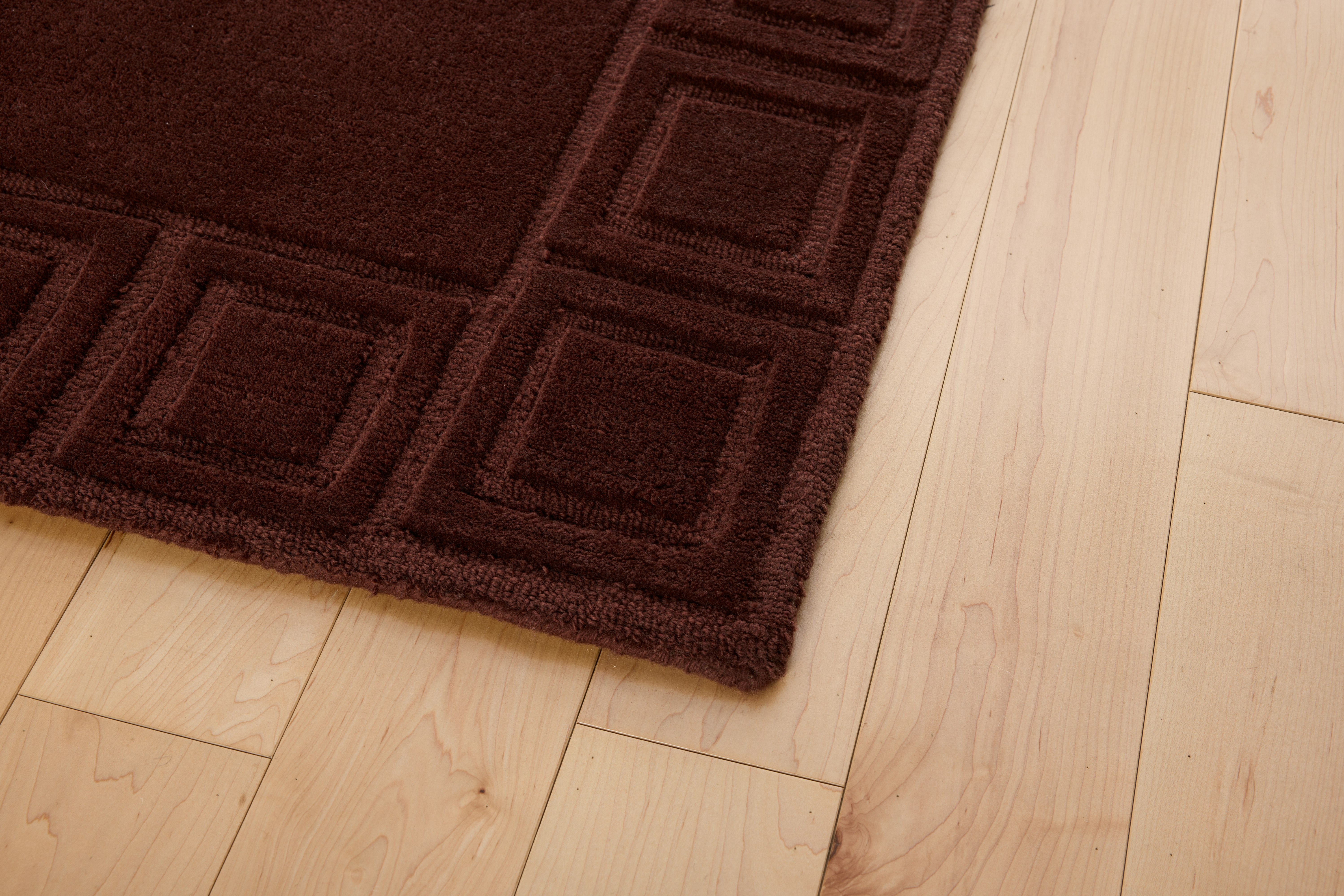 Mae Tonal Border Rug - Burgundy