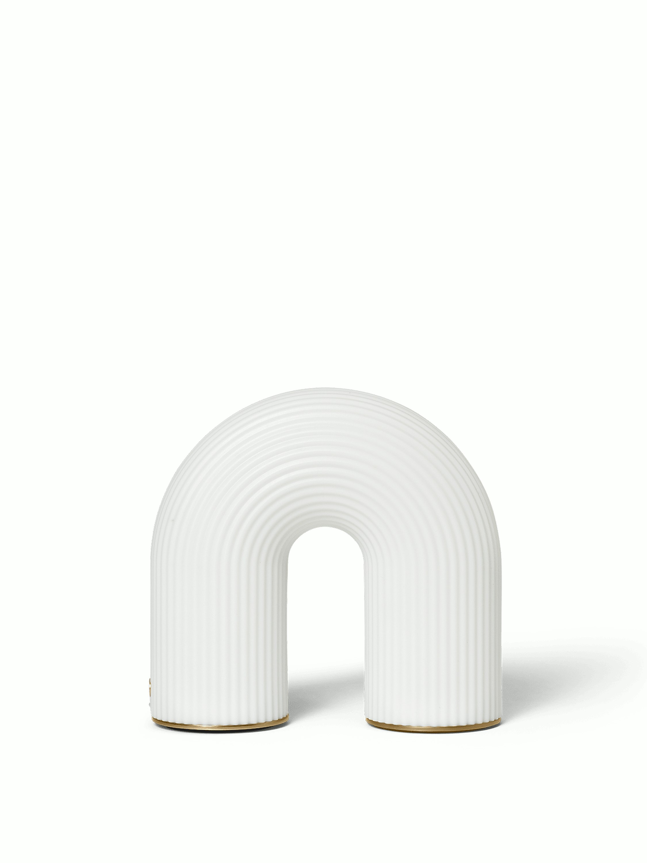 Vuelta Portable Lamp
