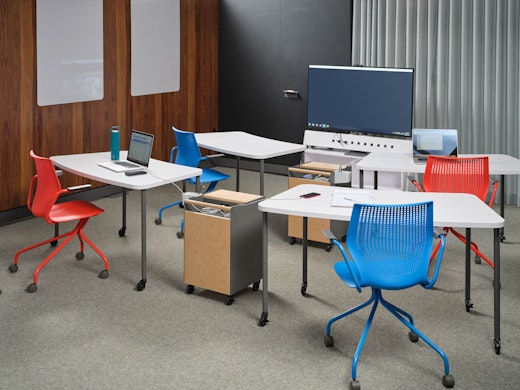 tech cart 24h simple tables arc shape antenna workspaces hybrid storage multigen hybrid chairs formway design