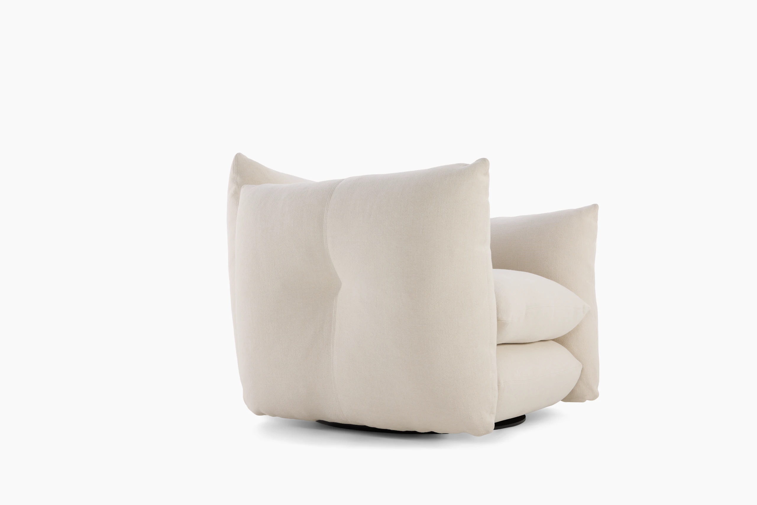 Perron Pillo Lounge Chair in Haven Ivory