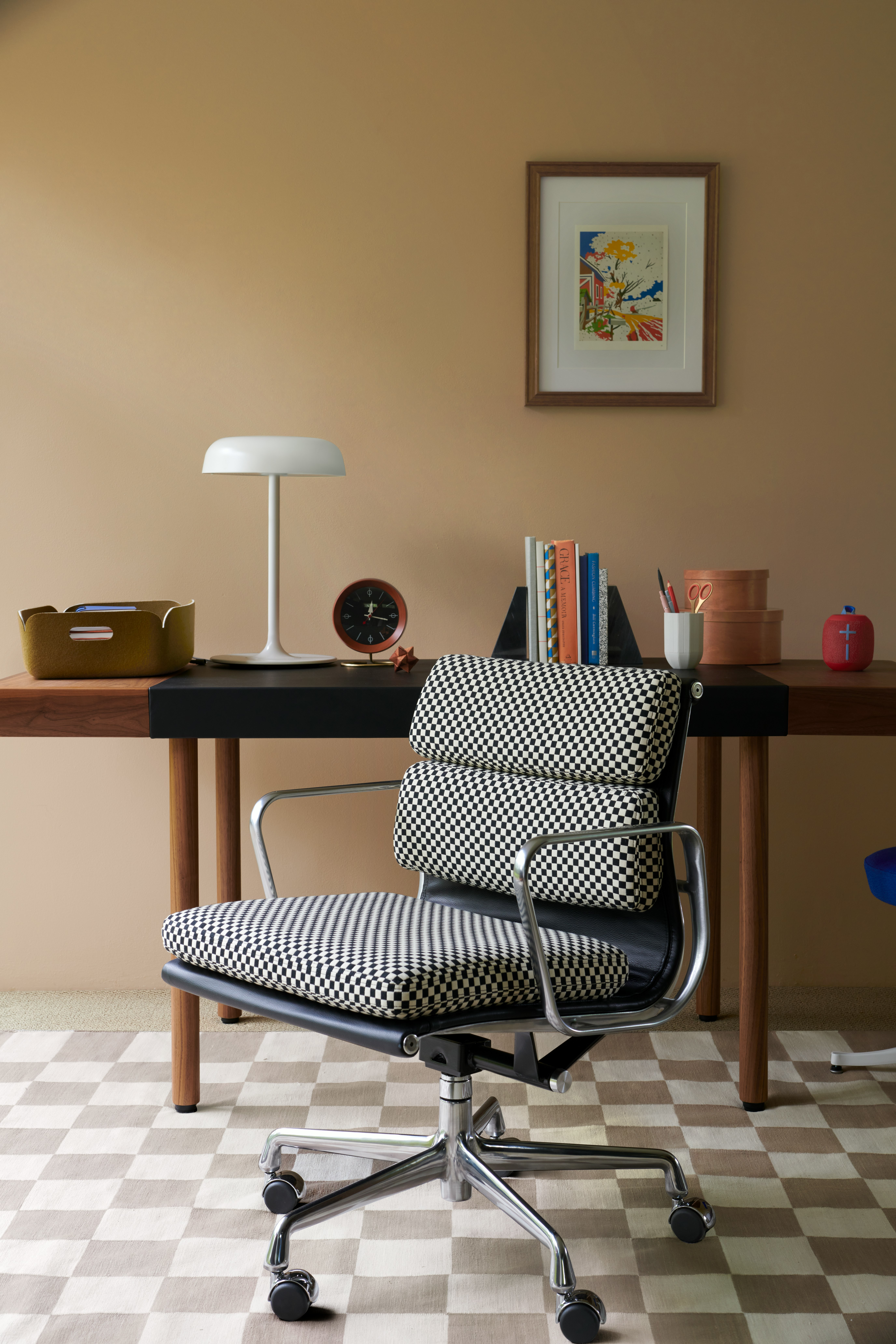 Eames Soft Pad Chair