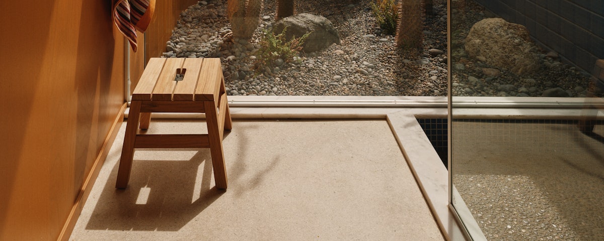 Dania Stool