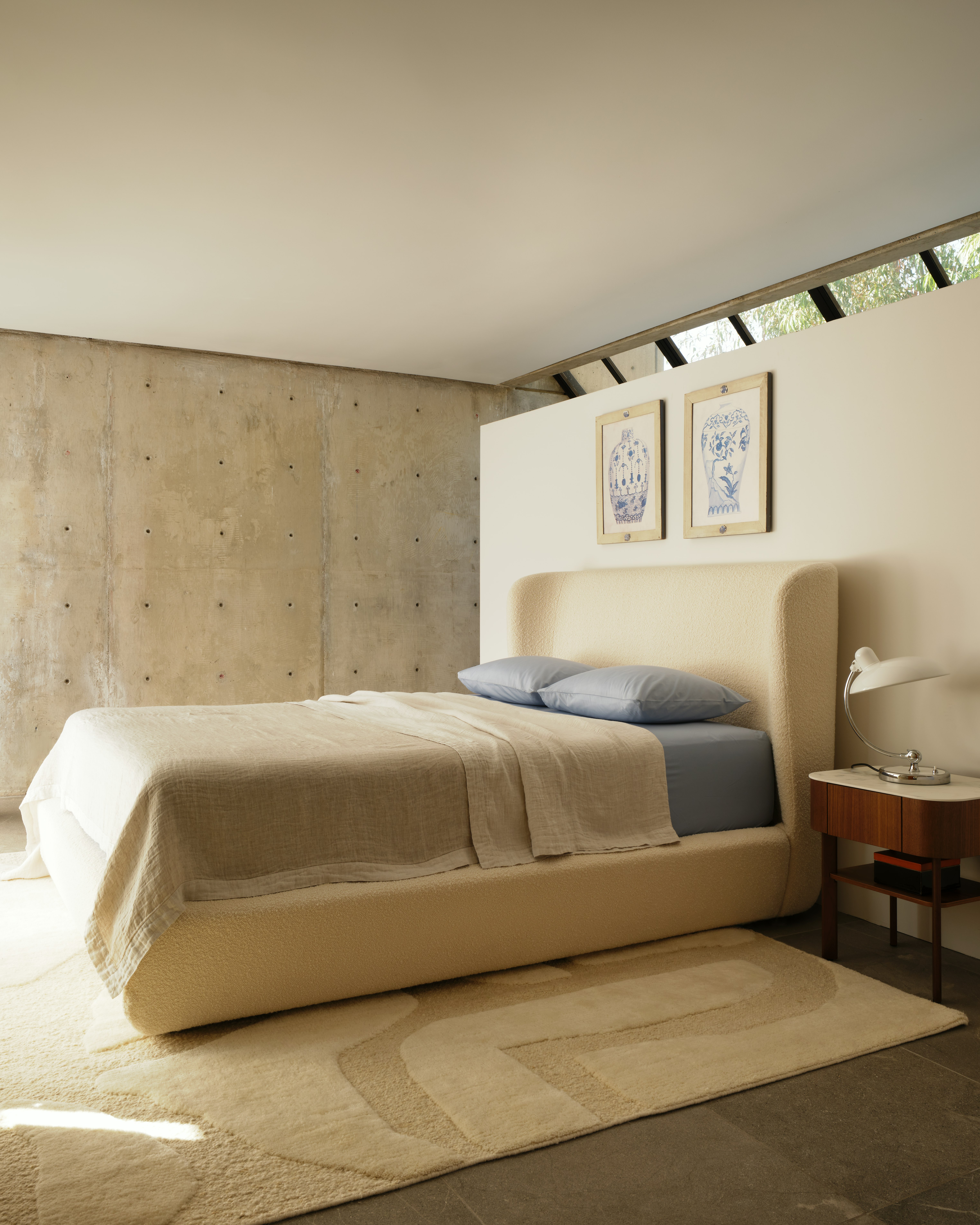 Stay Bed in Karakorum Ivory