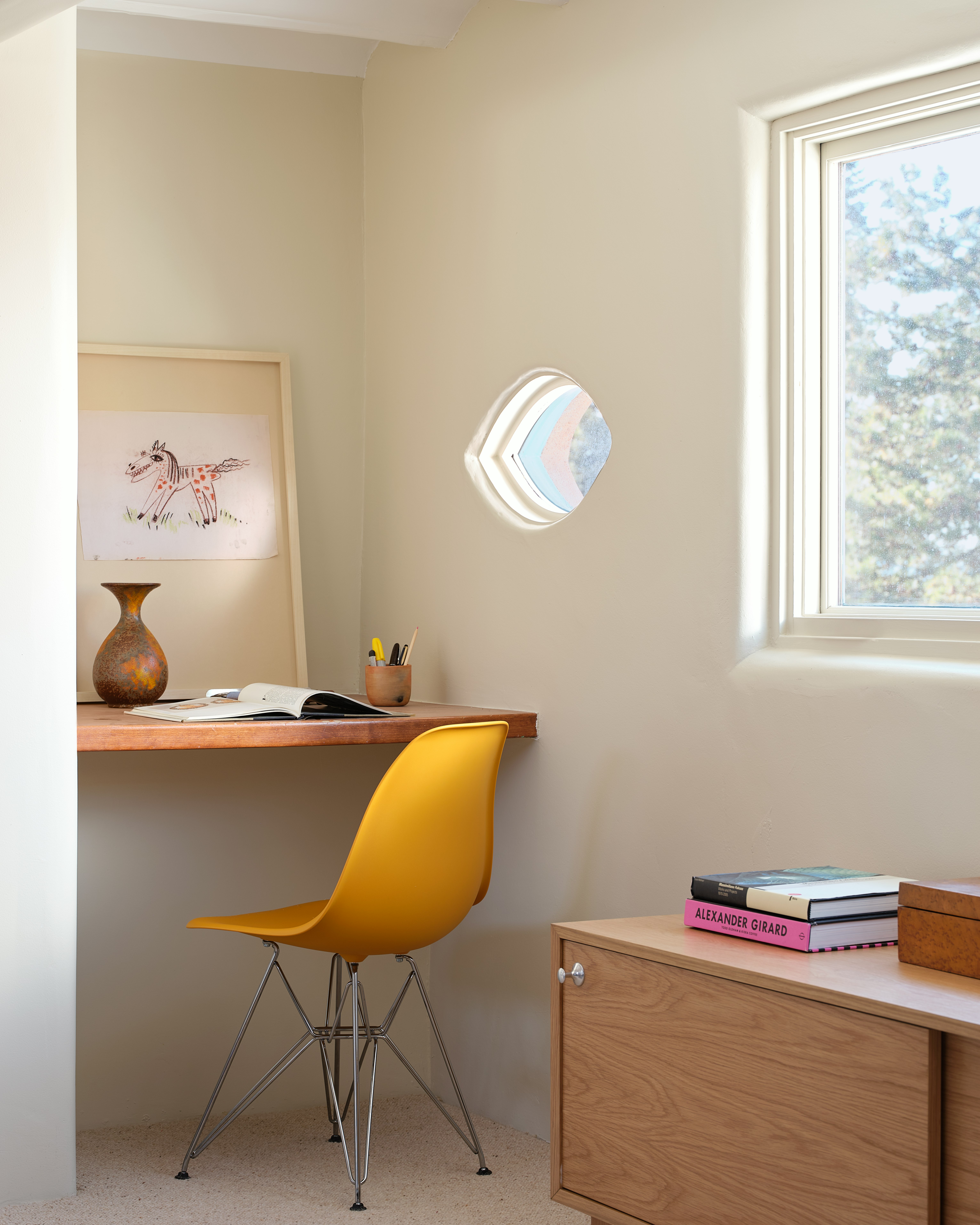 Eames Molded Plastic Side Chair