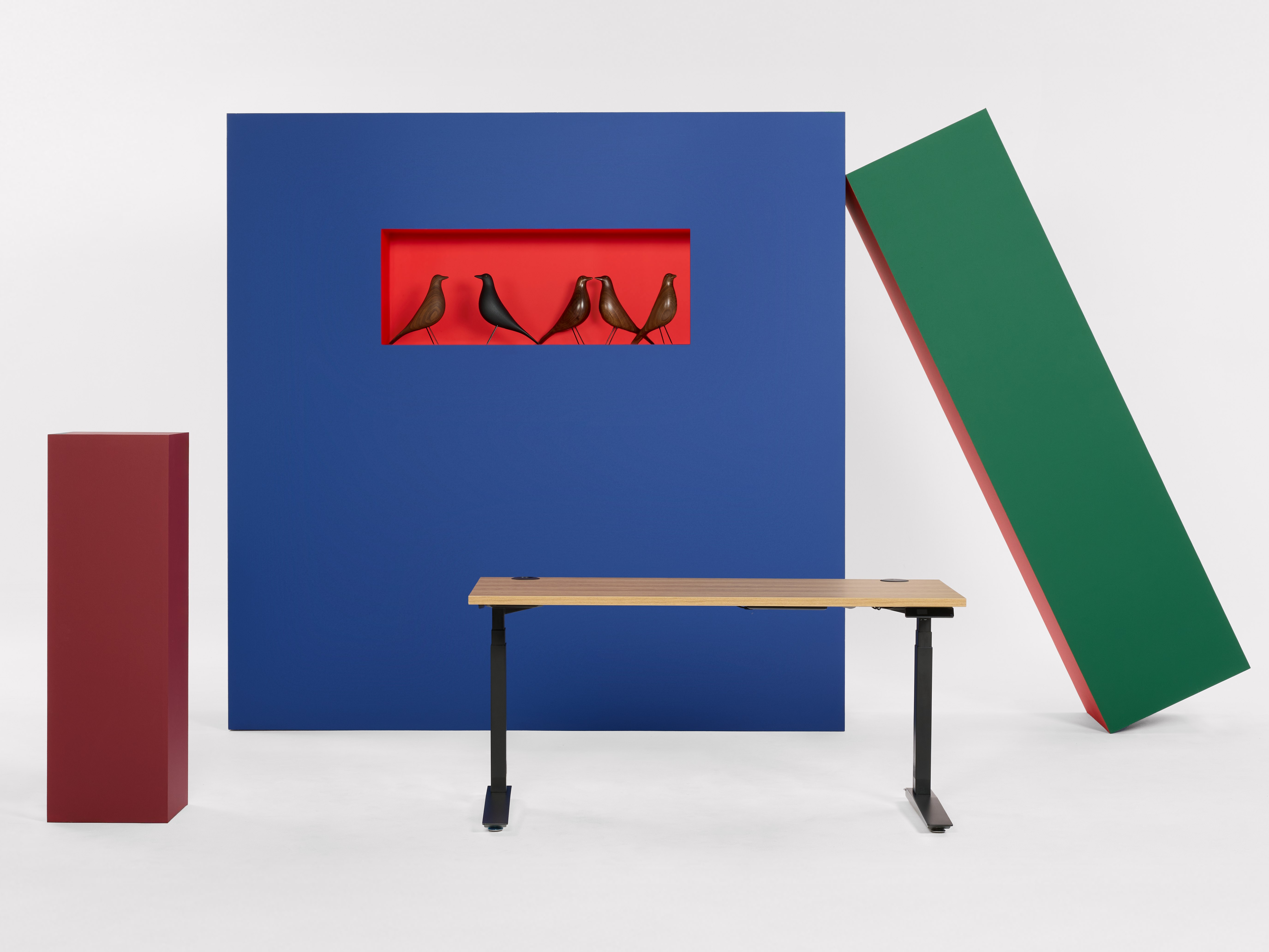 HM HW25 Cyber - Motia Desk