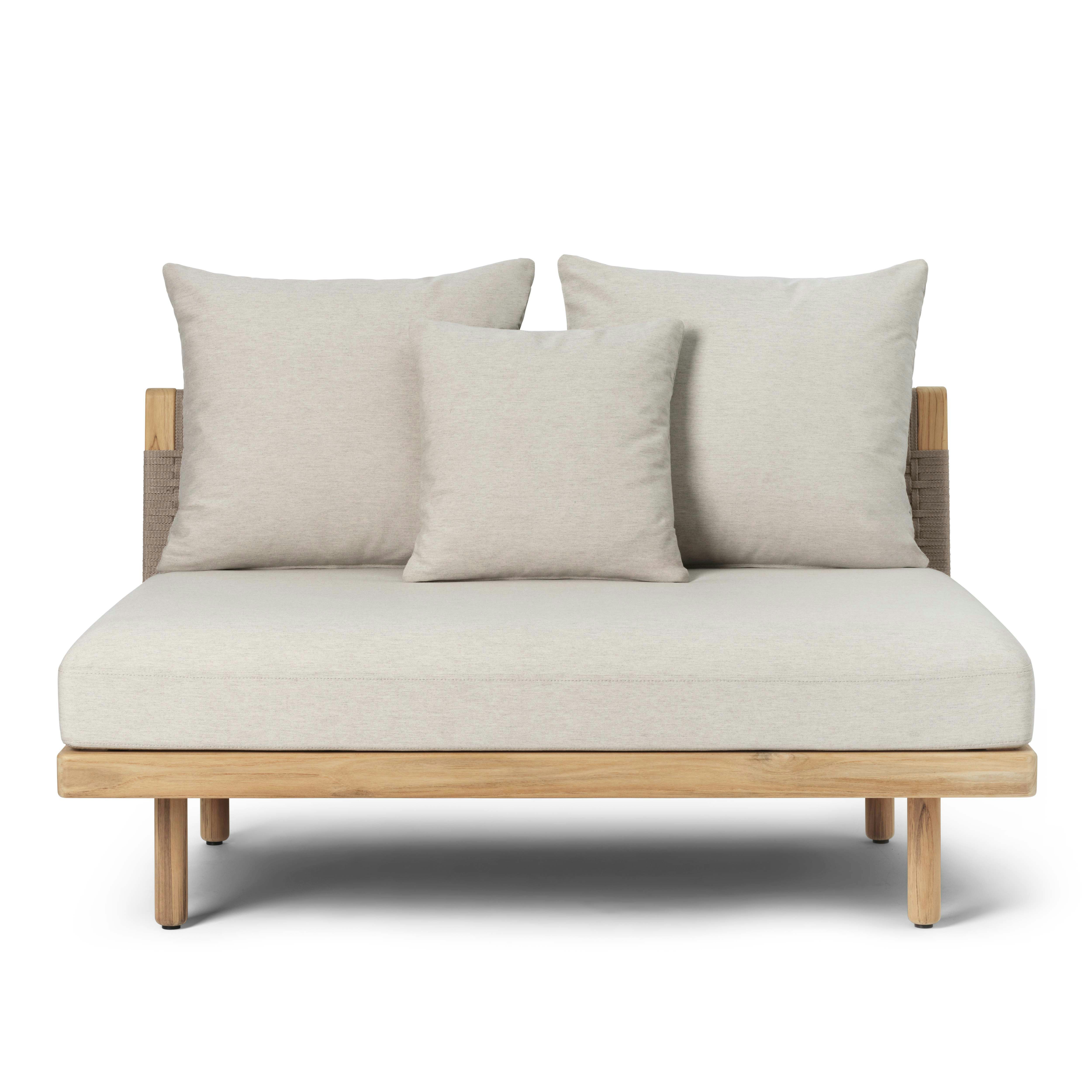 E500 Embrace Outdoor Armless Module