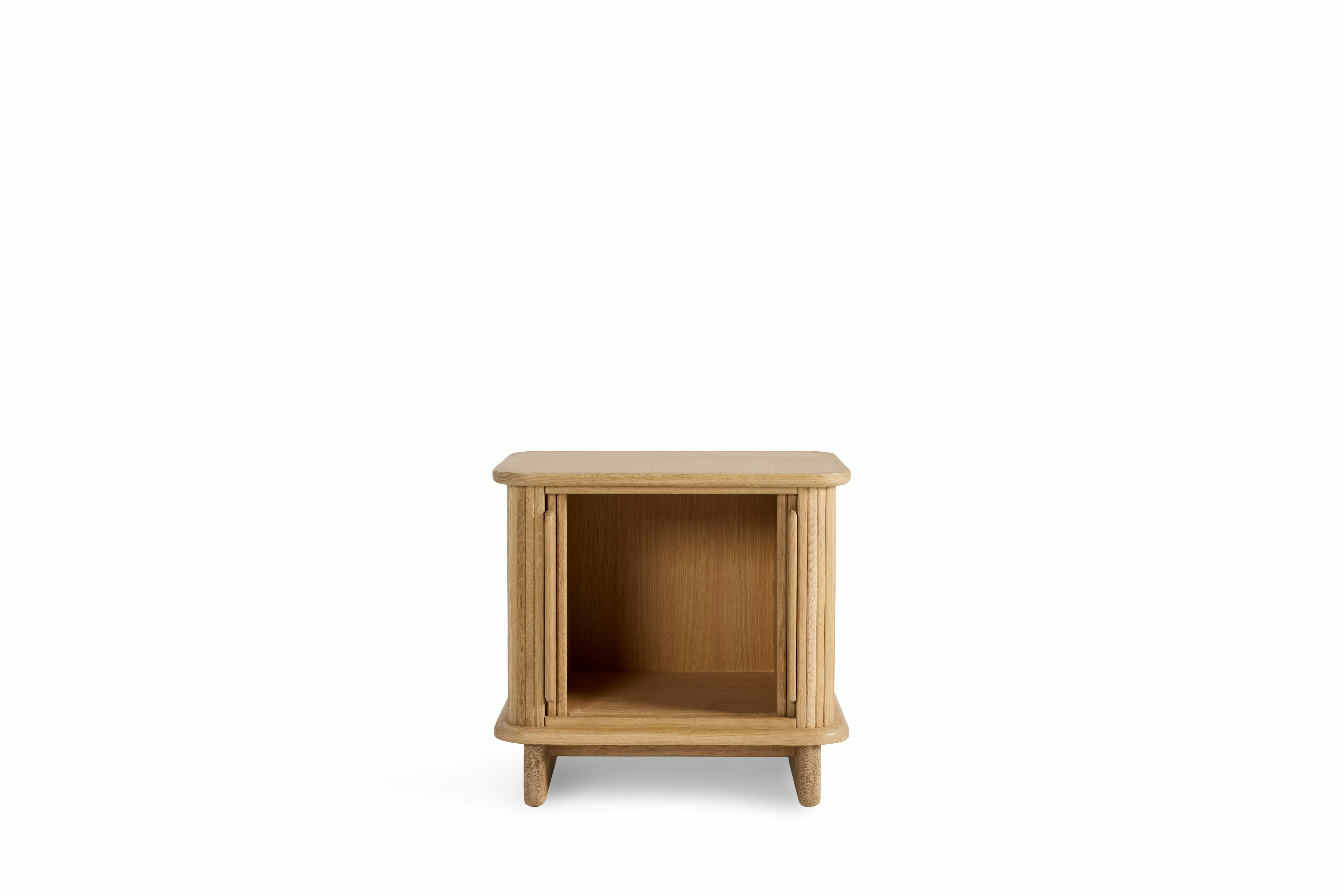 A detailed look at Noviembre Bedside Table in Oak.