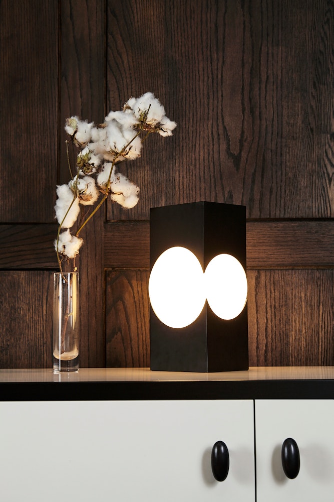 Atlas Table Lamp