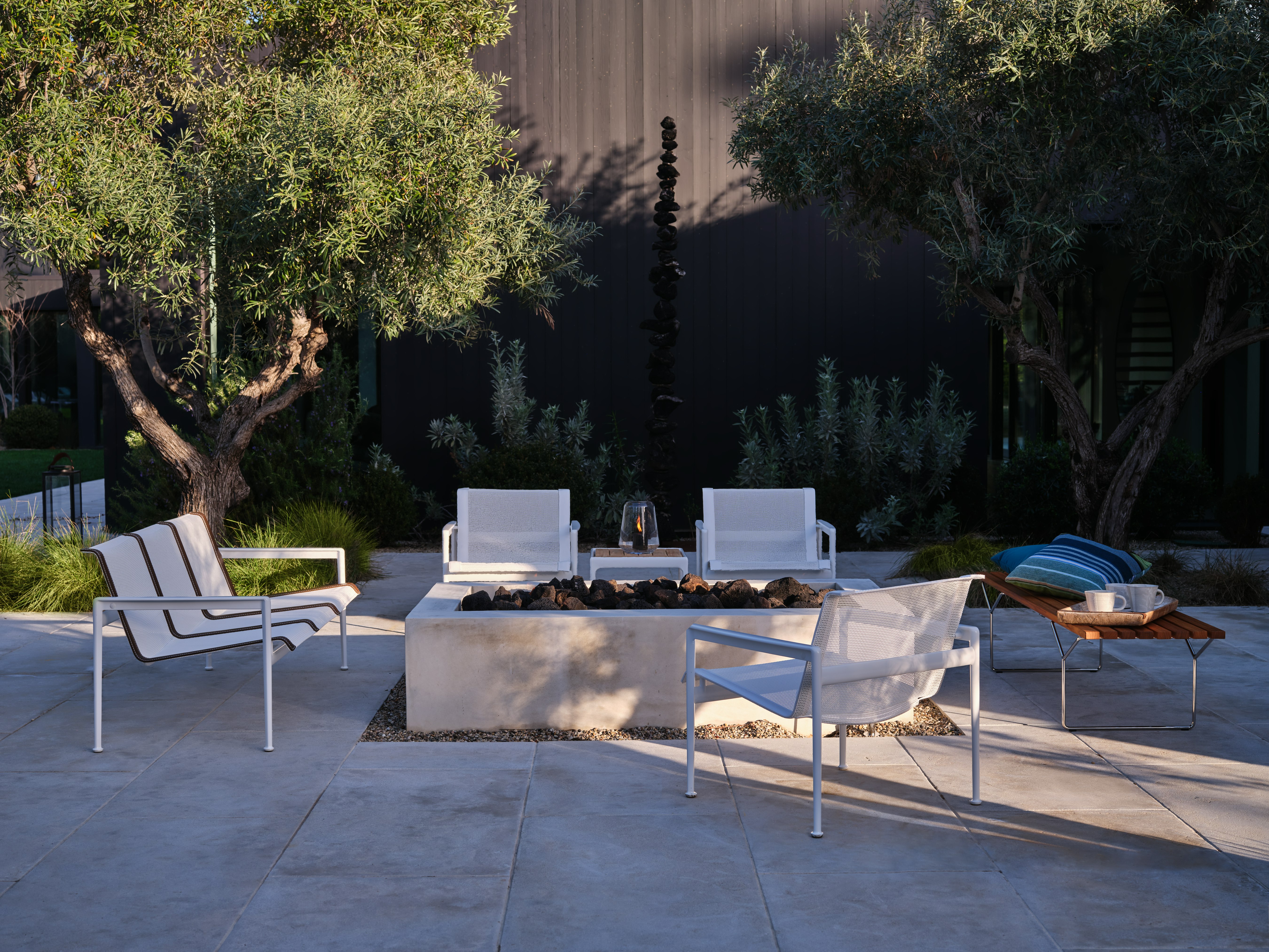 1966 Lounge Chair with Arms