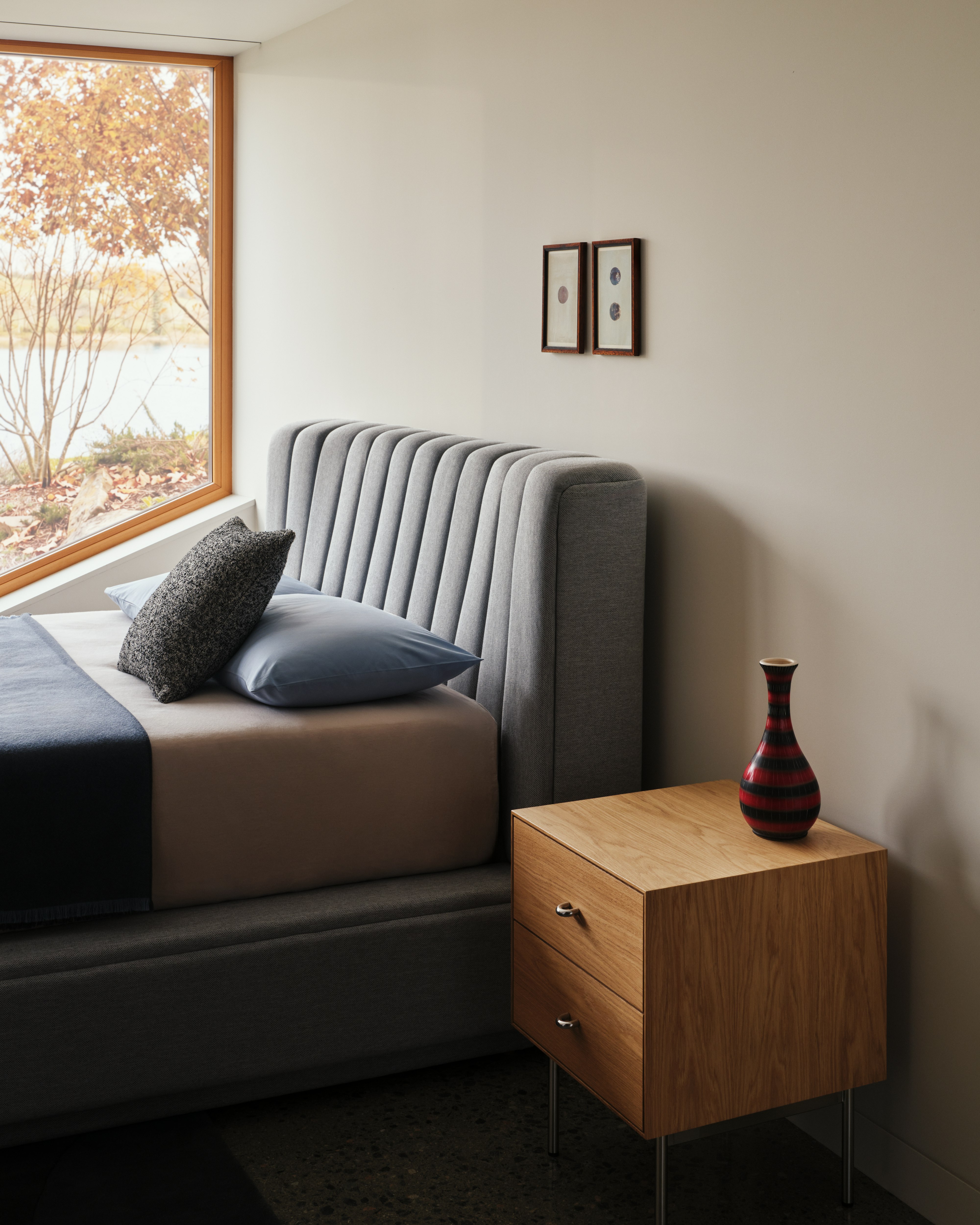 Loop Bedside Table