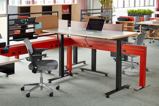 knoll design days 2019 antenna power beam ollo tone on casters