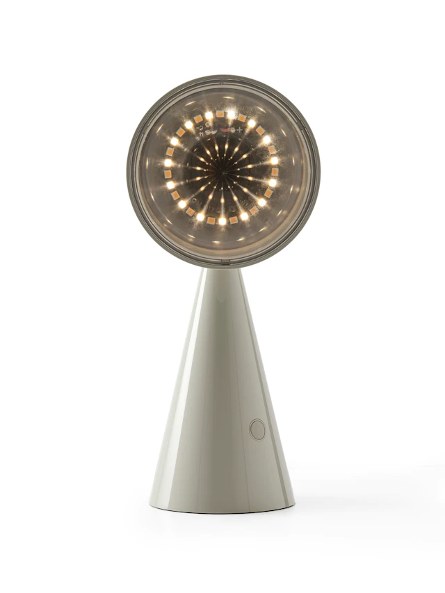 Pose Portable Lamp