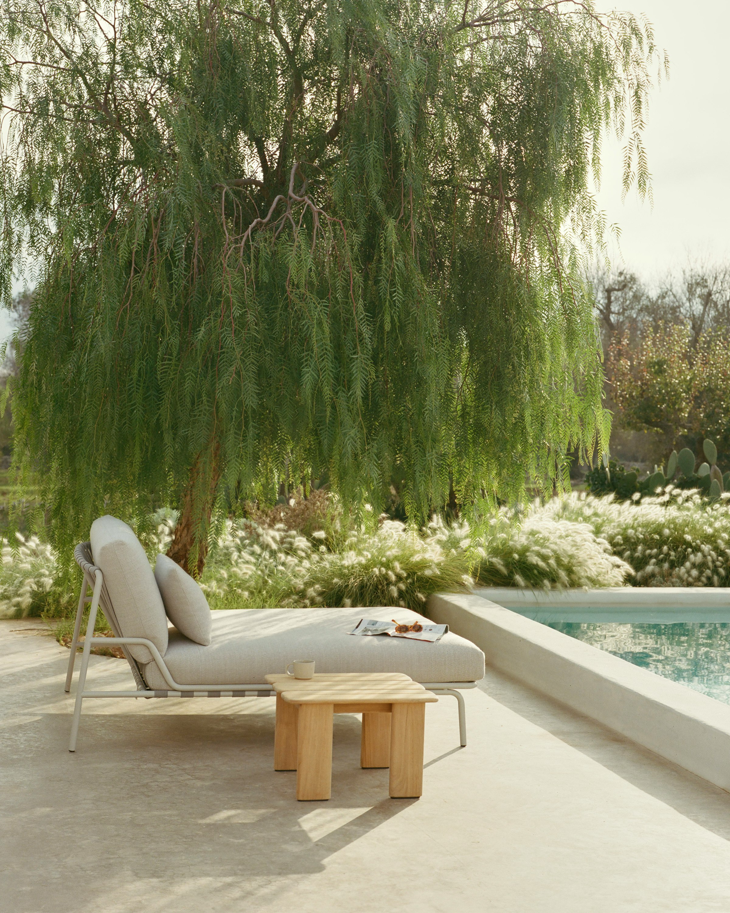 Assemble Outdoor Side Table