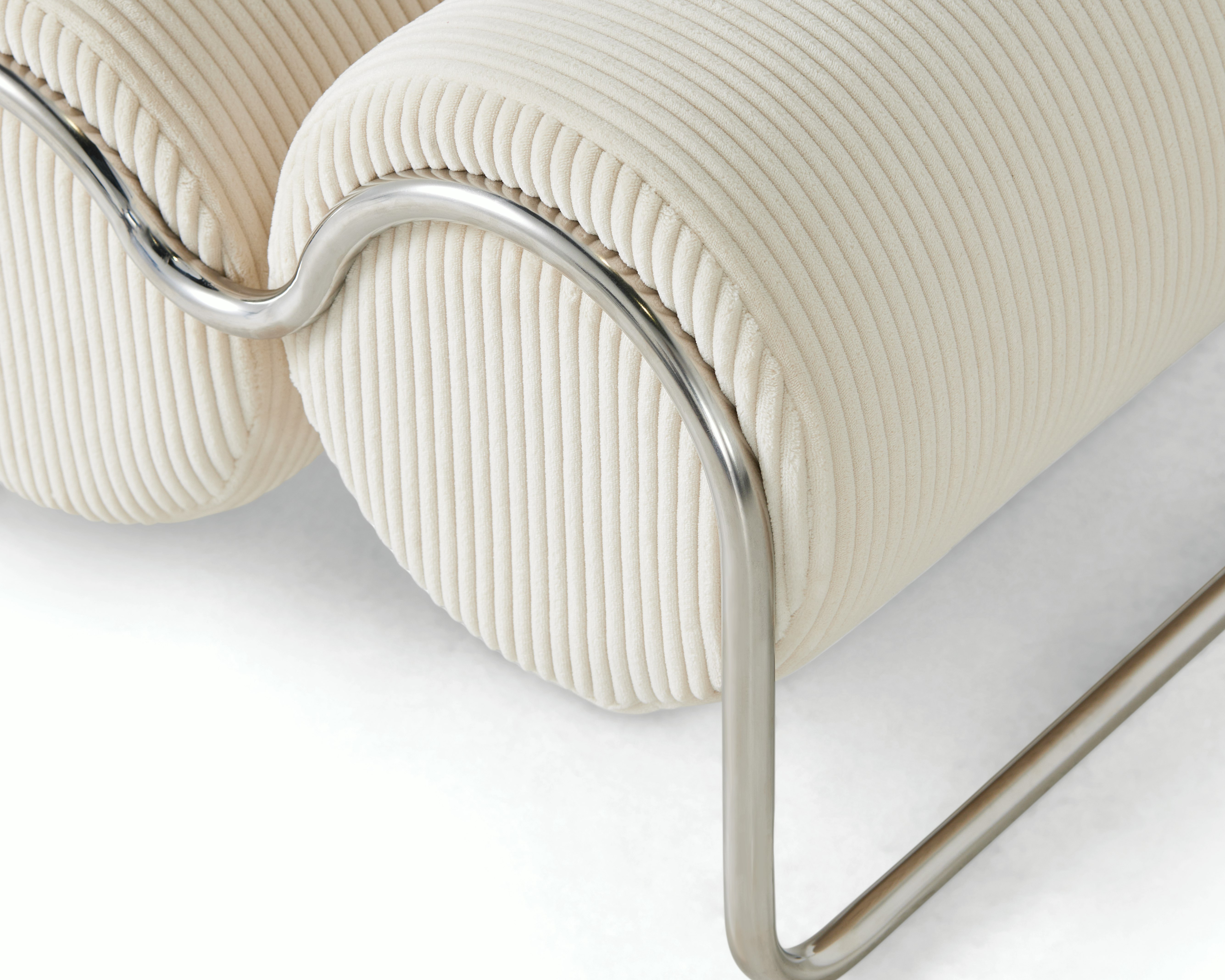 Chromeo Ottoman