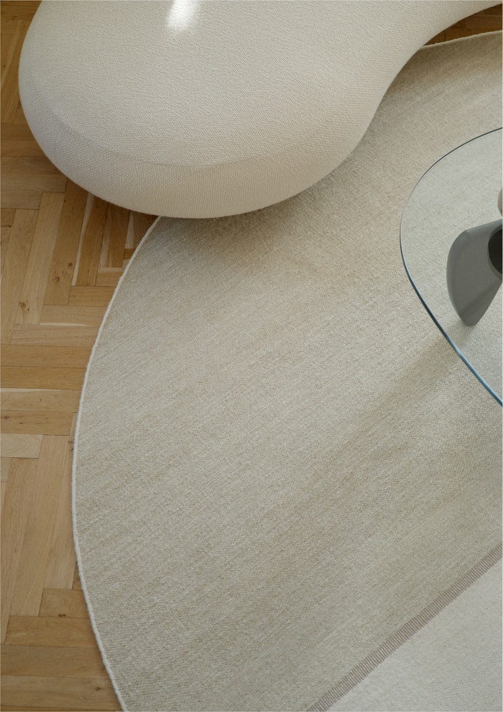 Magnetize Rug