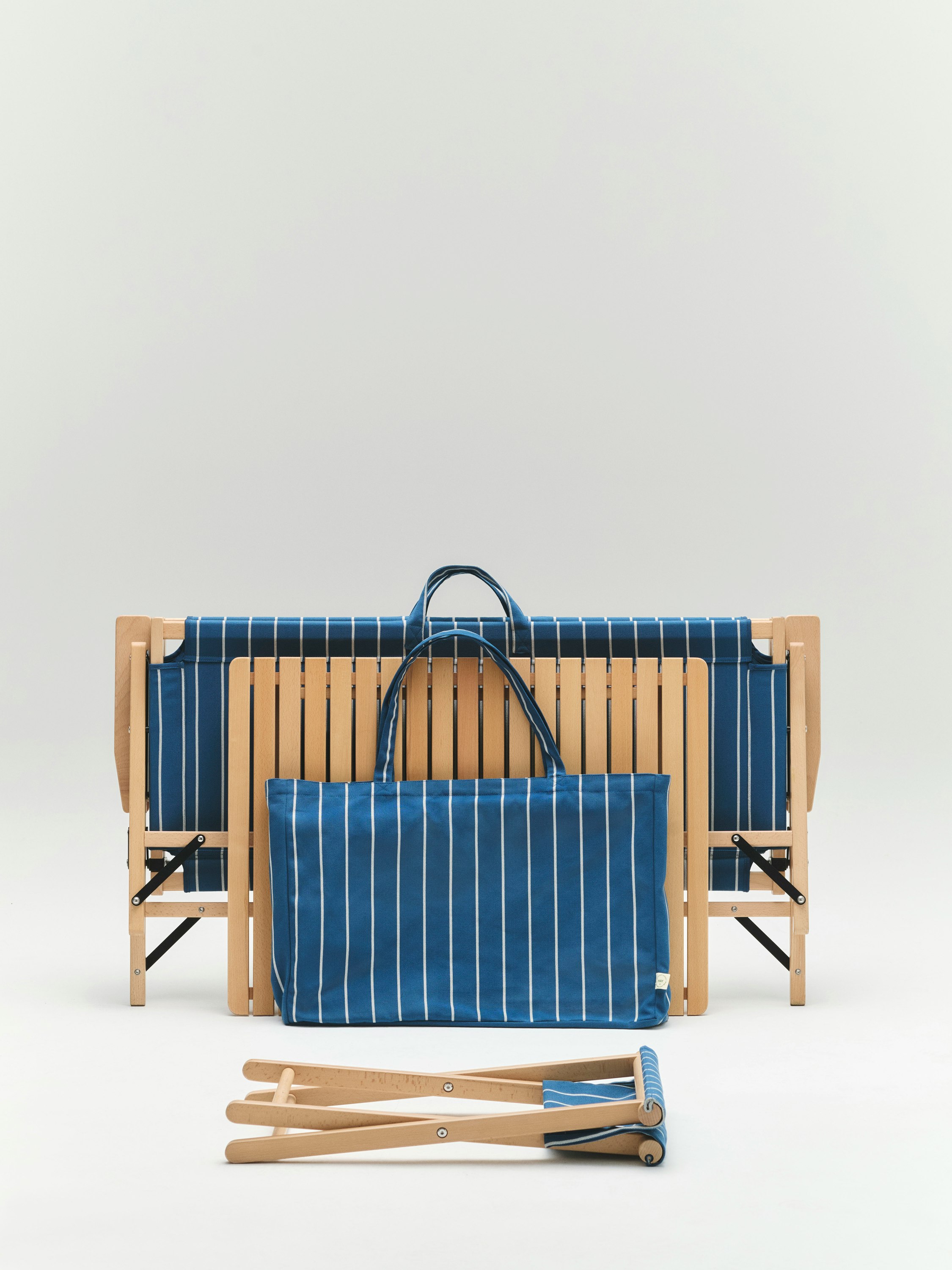 Outdoor Market Folding Sofa