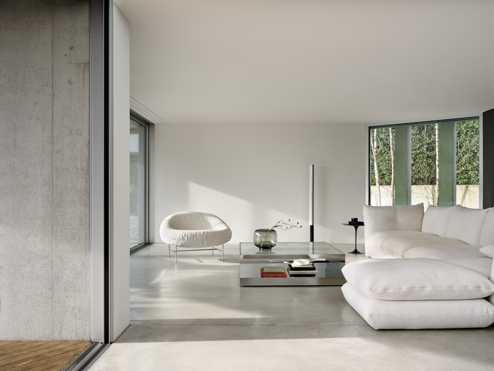 Perron Pillo Sectional