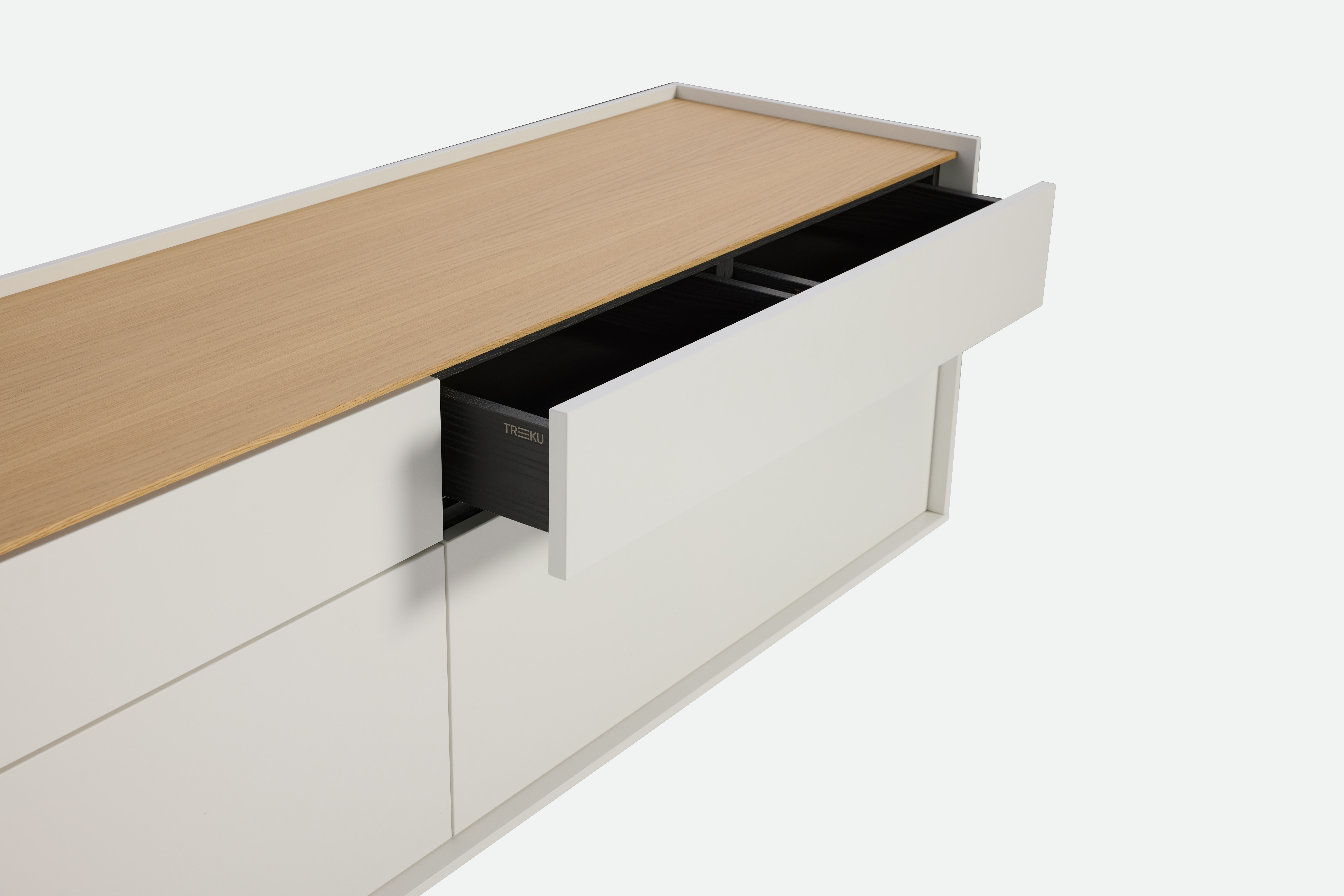 Bera Credenza