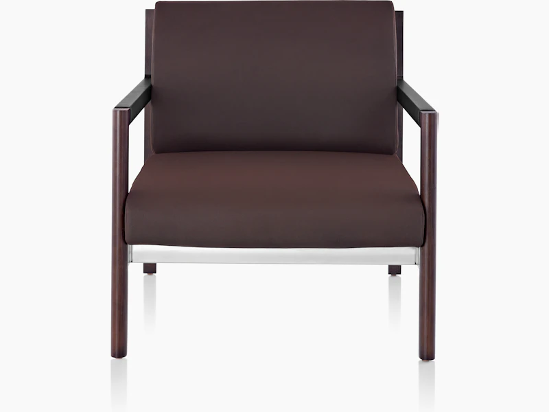 Black-and-white image of the seat and back of a Brabo club chair, viewed from the front.