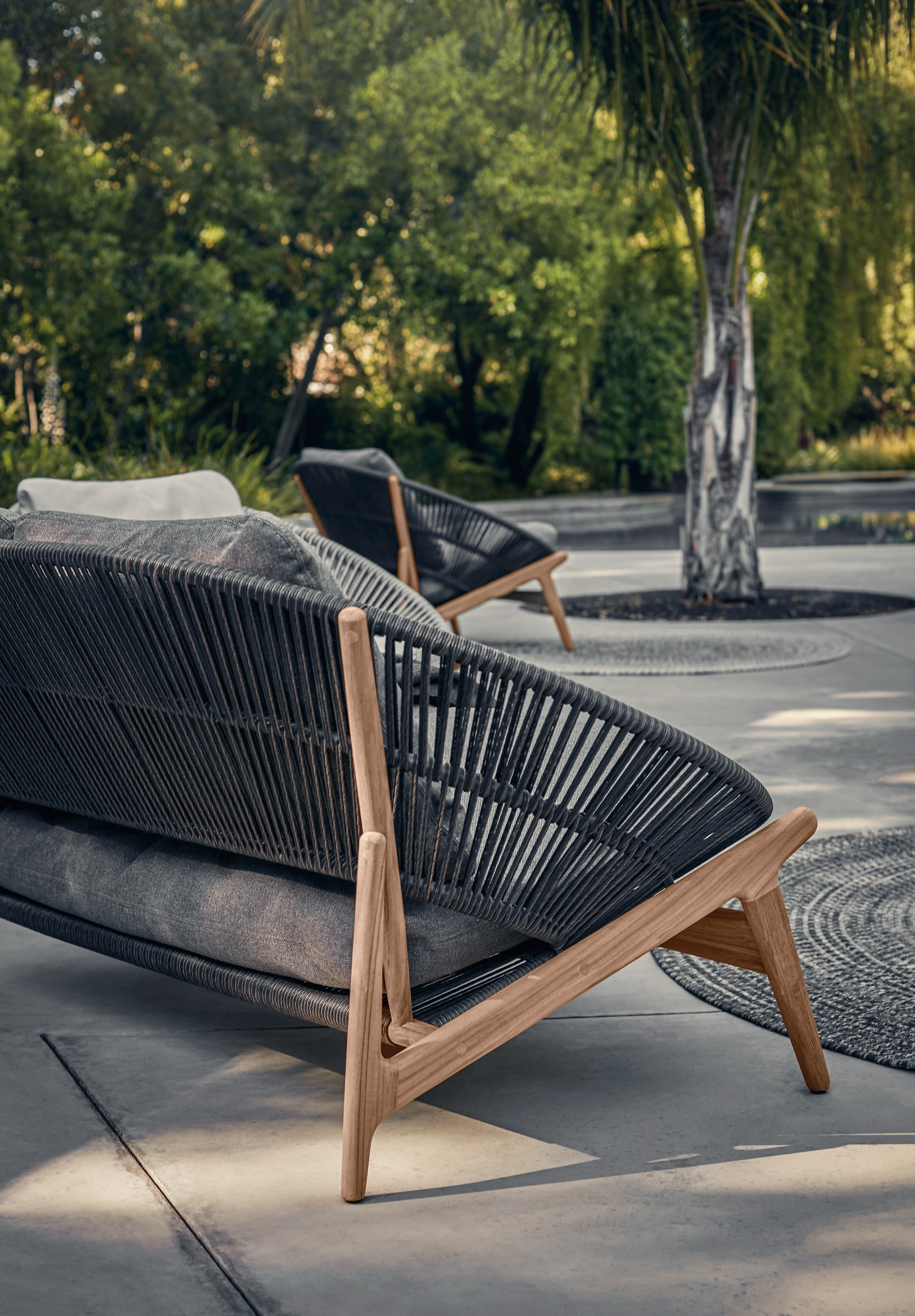 Bora Lounge Chair