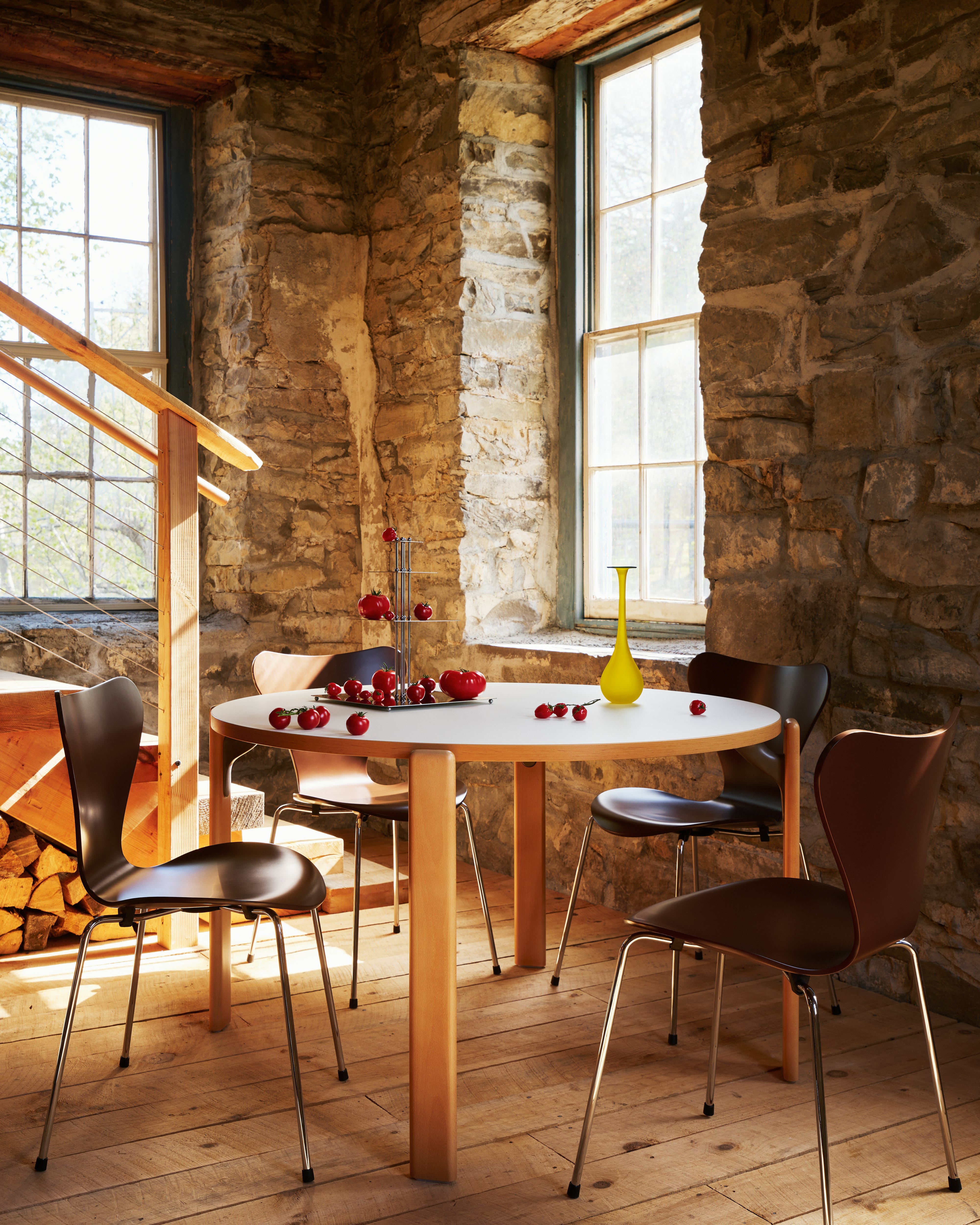Rey Dining Table