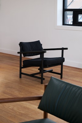 Muecke Lounge Chair