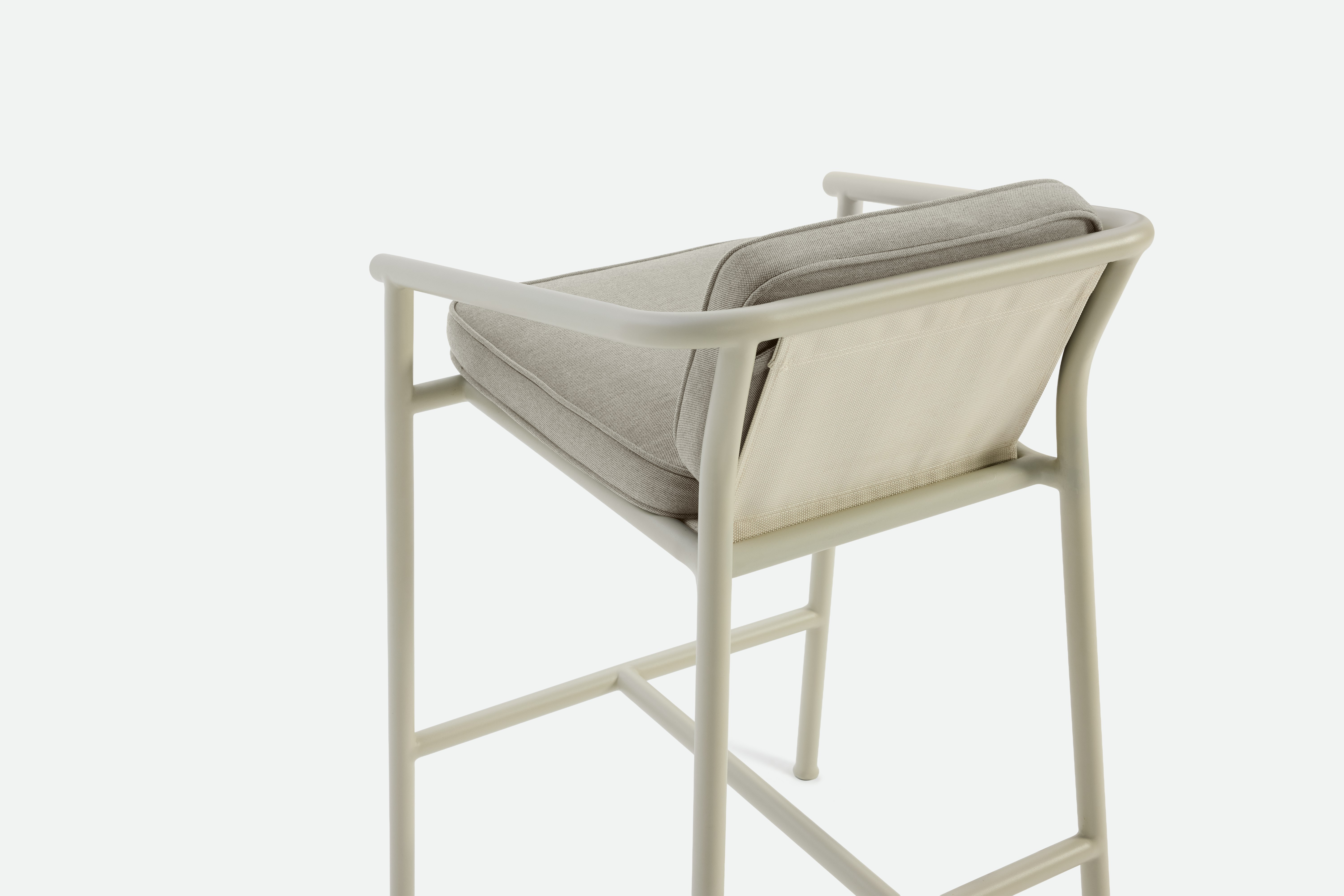 Campus Outdoor Dining Stool