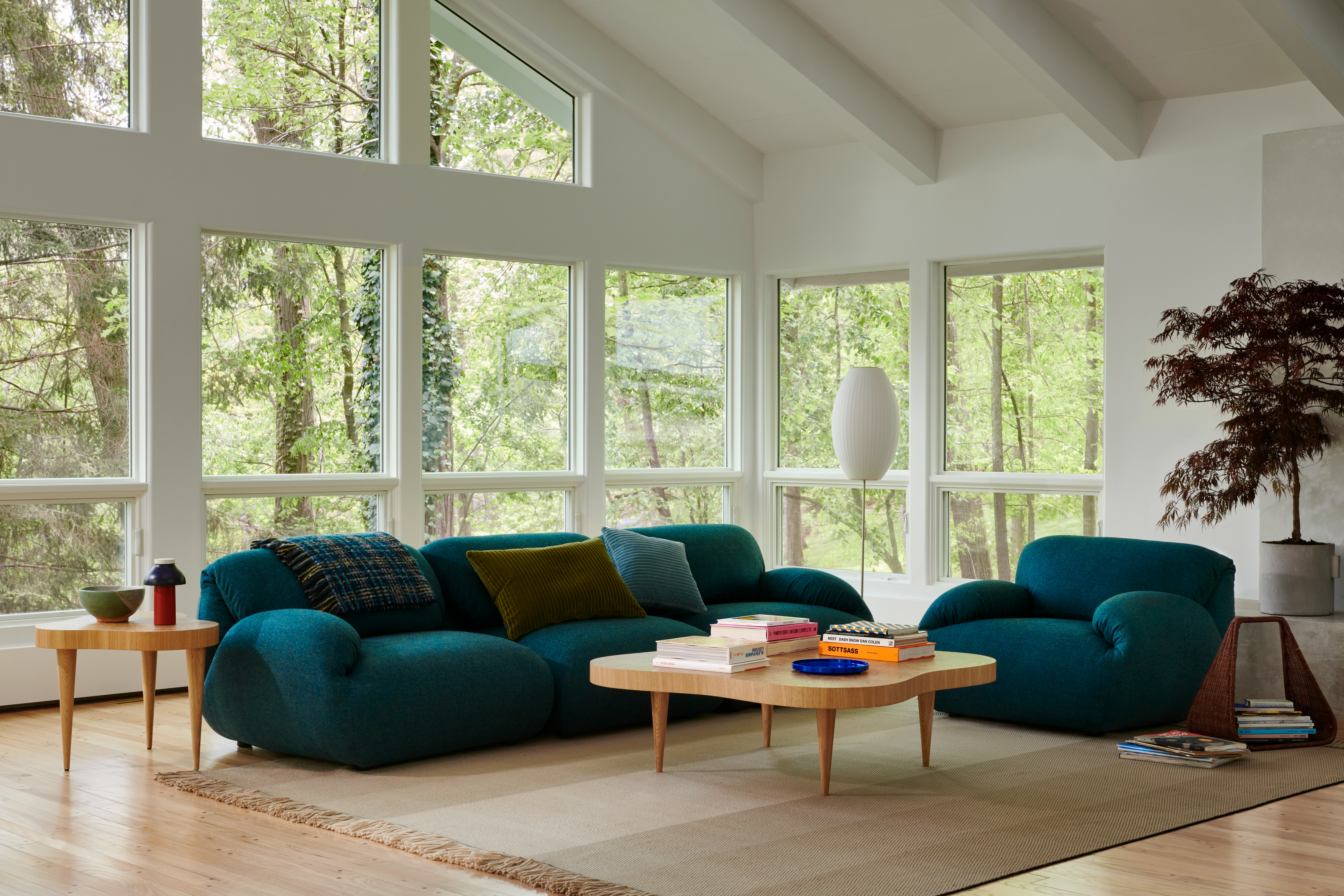 Luva in Beck Appalachian with Rohde Coffee Table in Oak