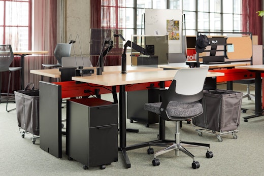 antenna workspaces knoll design days 2019 power beam antenna y-base height-adjustable table ollo rockwell unscripted soft storage bin sparrow led light calibre mobile storage