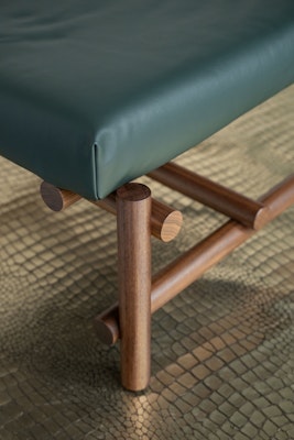 Muecke Ottoman
