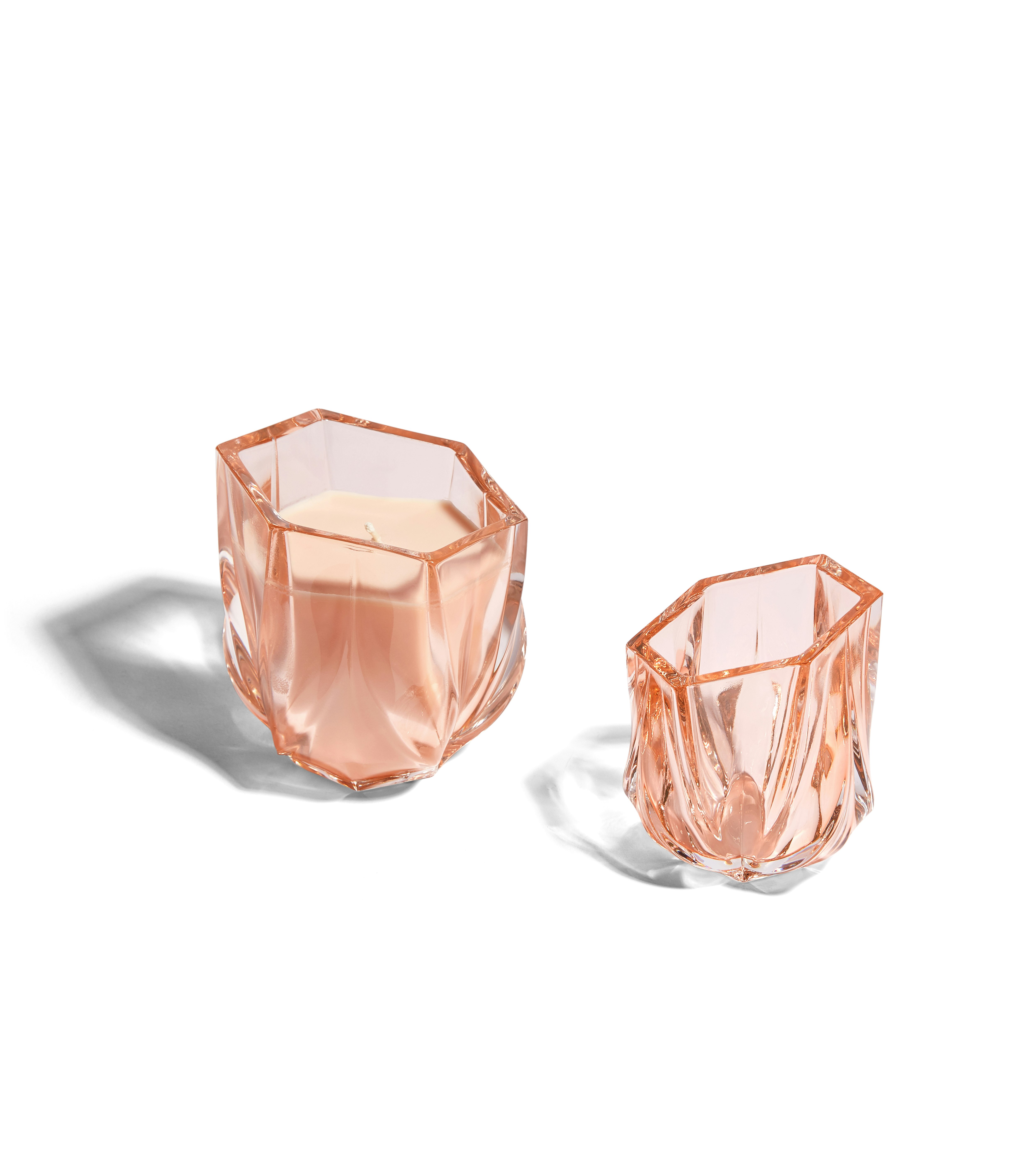 A detailed look at Shimmer Scented Candle in Rose.