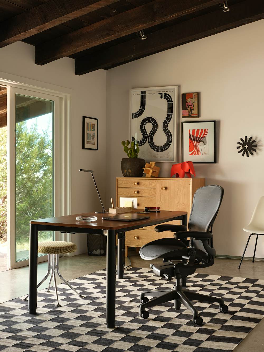 Herman Miller: Up to 25% Off – Herman Miller Store Herman Miller: Up to 25% Off – Herman Miller Store